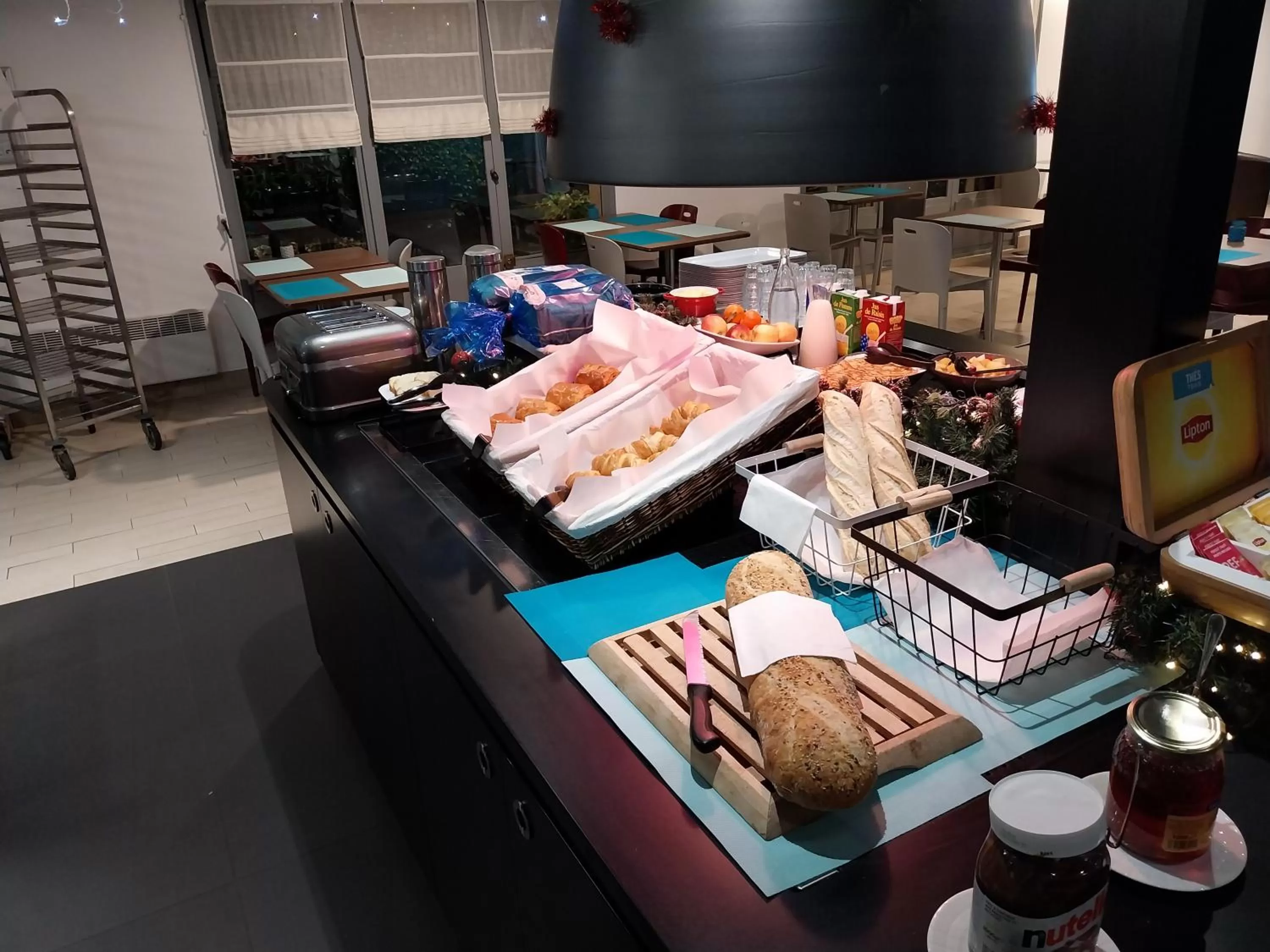 Kyriad Direct Marseille Est La Valentine