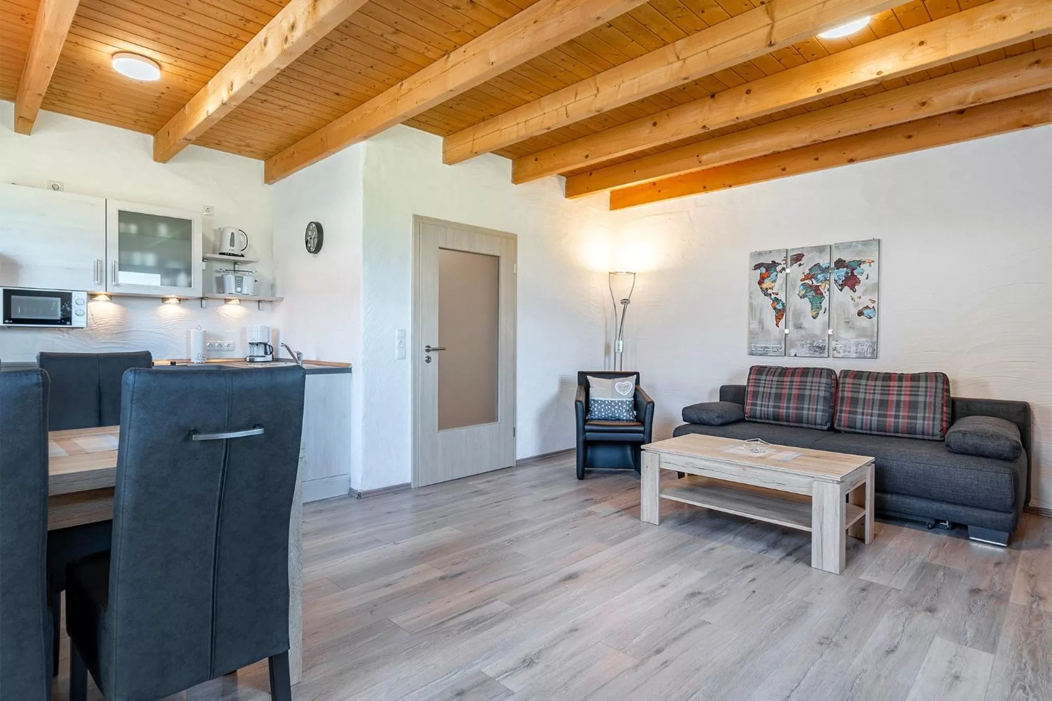 Kitchen or kitchenette, Seating Area in Villa Moorstern