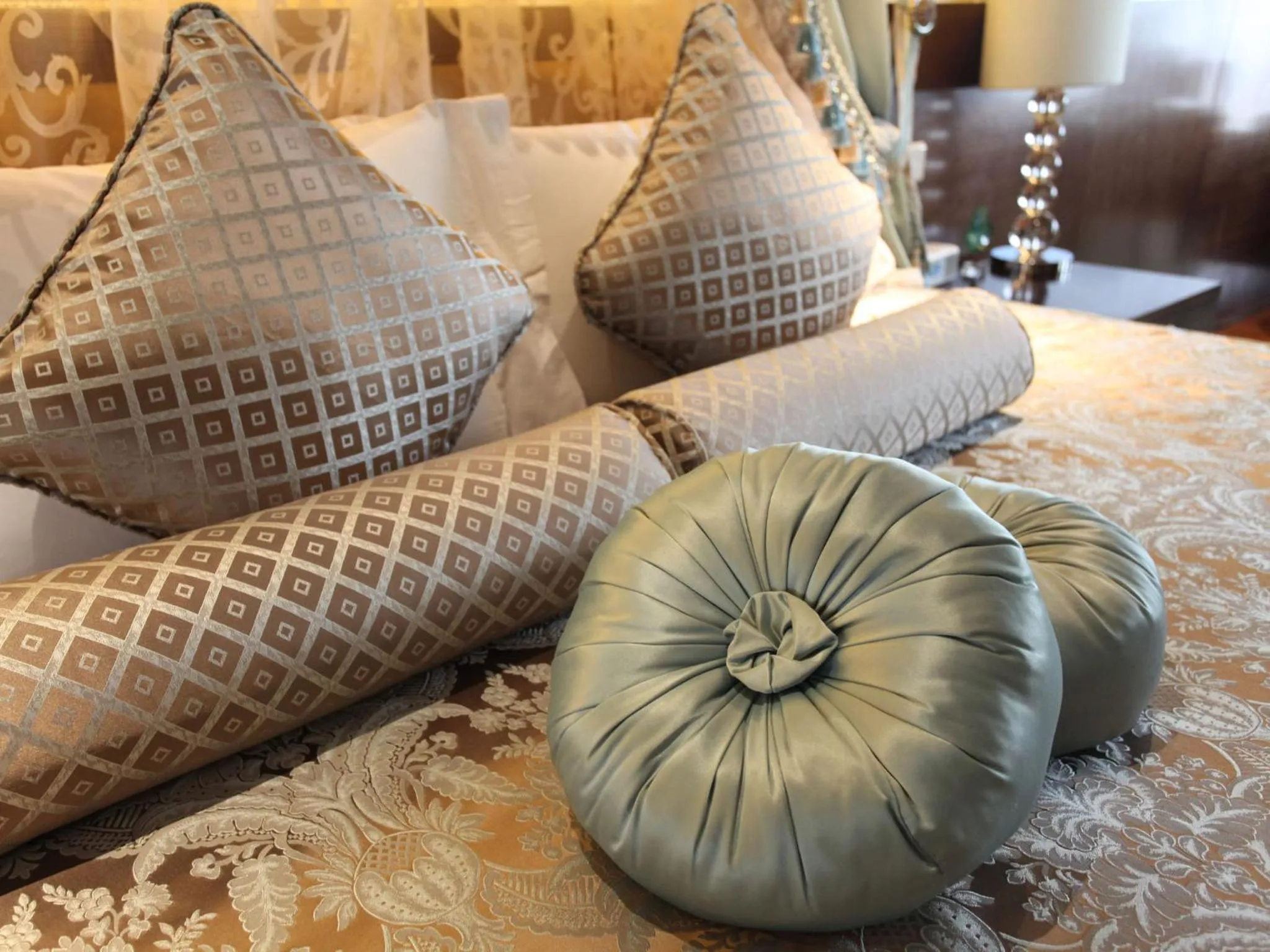 Decorative detail in HJ International Hotel