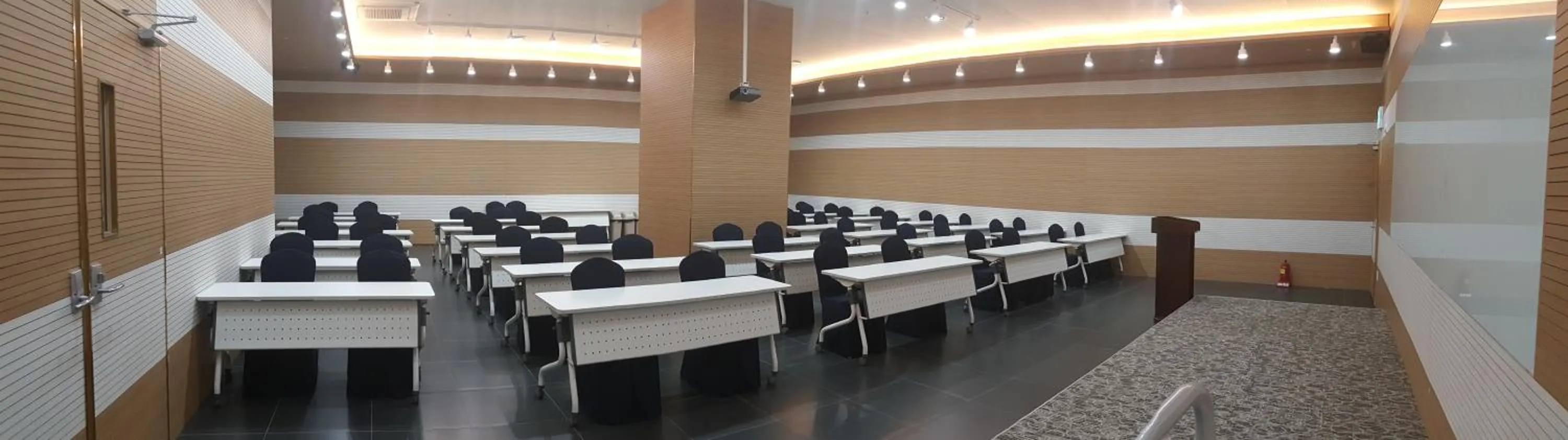 Banquet/Function facilities in The Recenz Dongdaemun Hotel