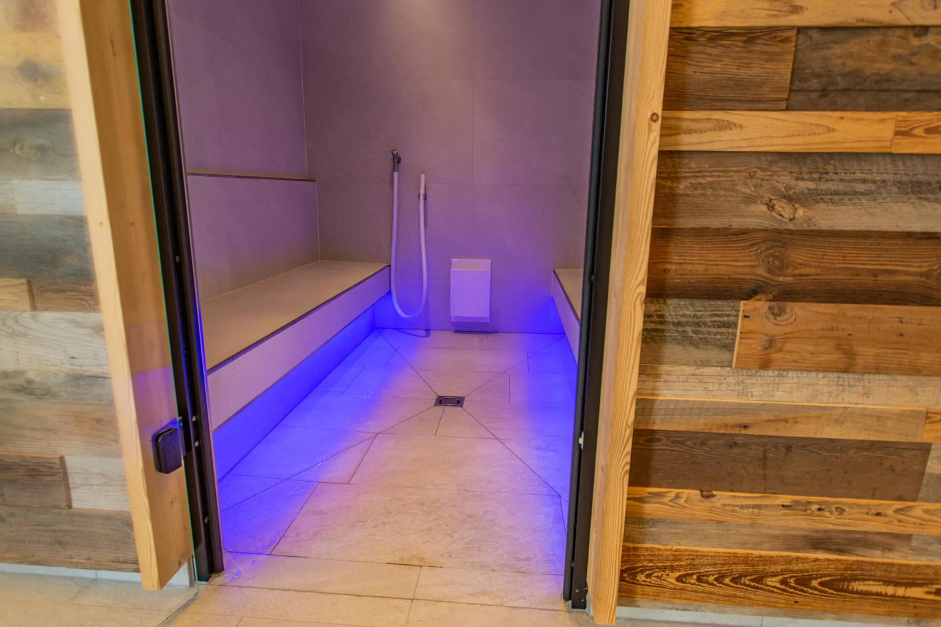 Steam room in Hotel Rösslhof