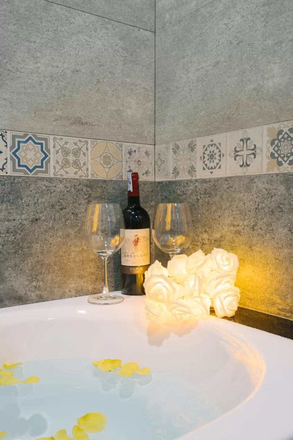 Bathroom in La Palm Hotel