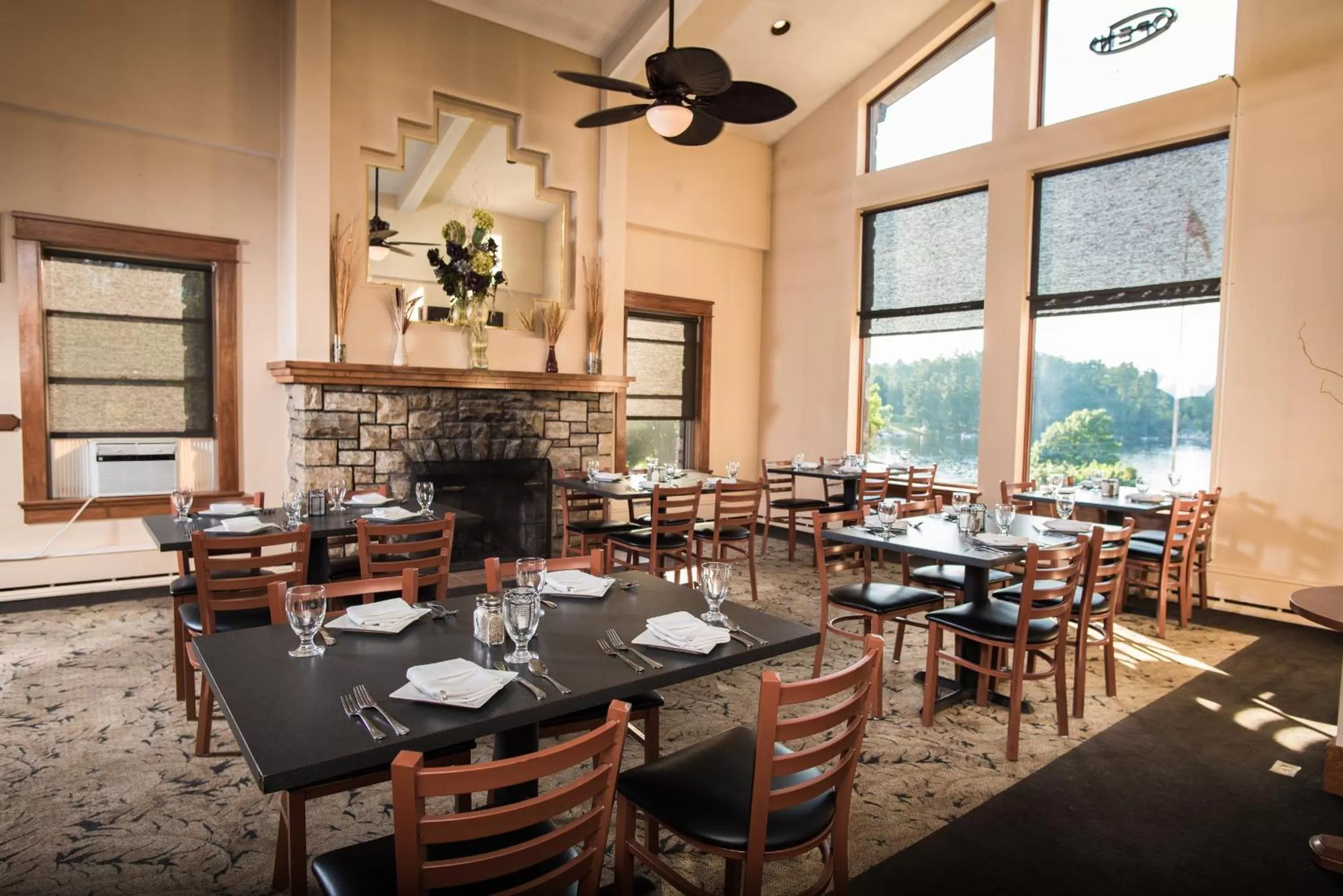 Restaurant/places to eat in Bayside Resort, Lake George NY