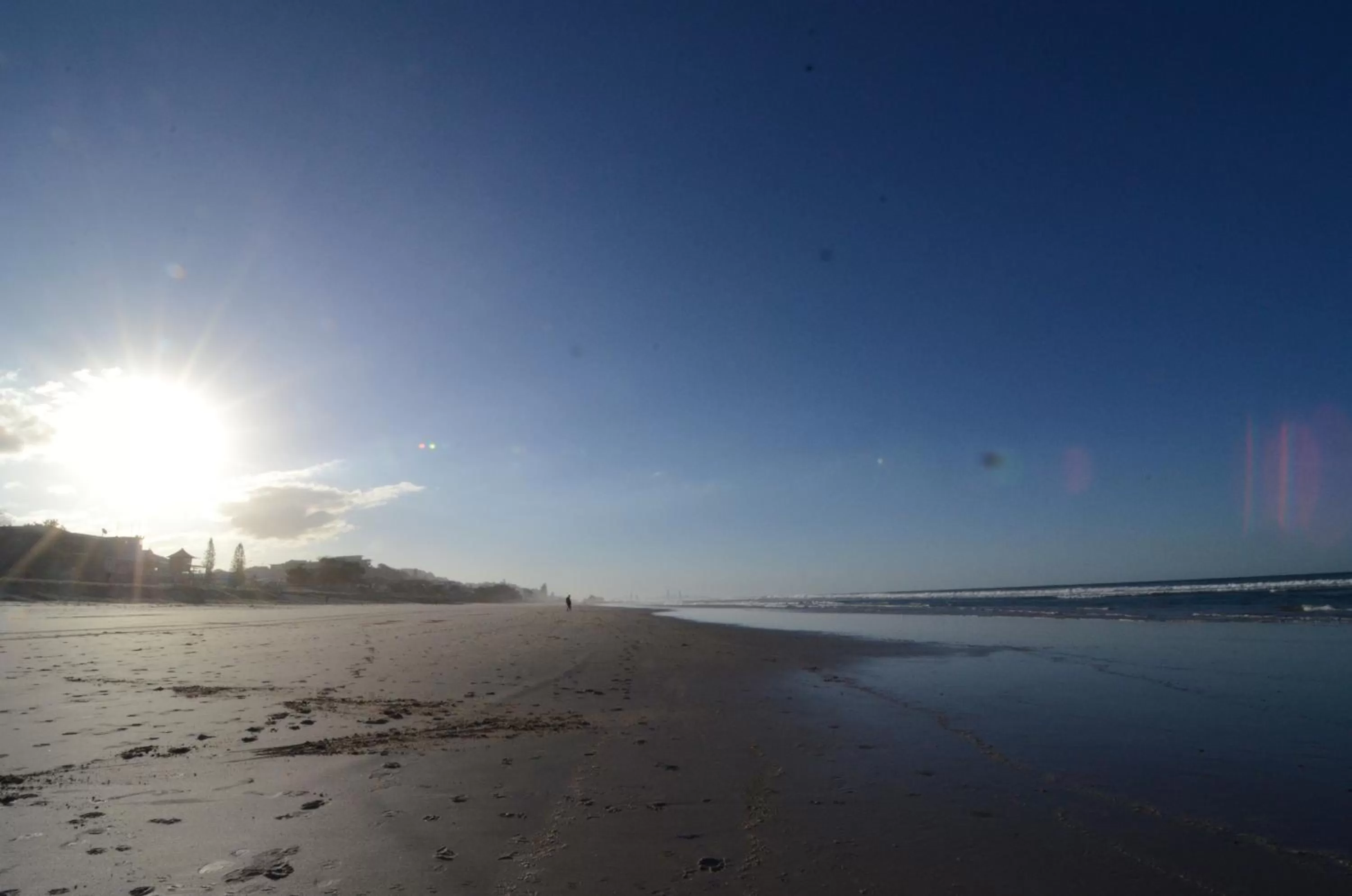 Day in Golden Riviera Absolute Beachfront Resort