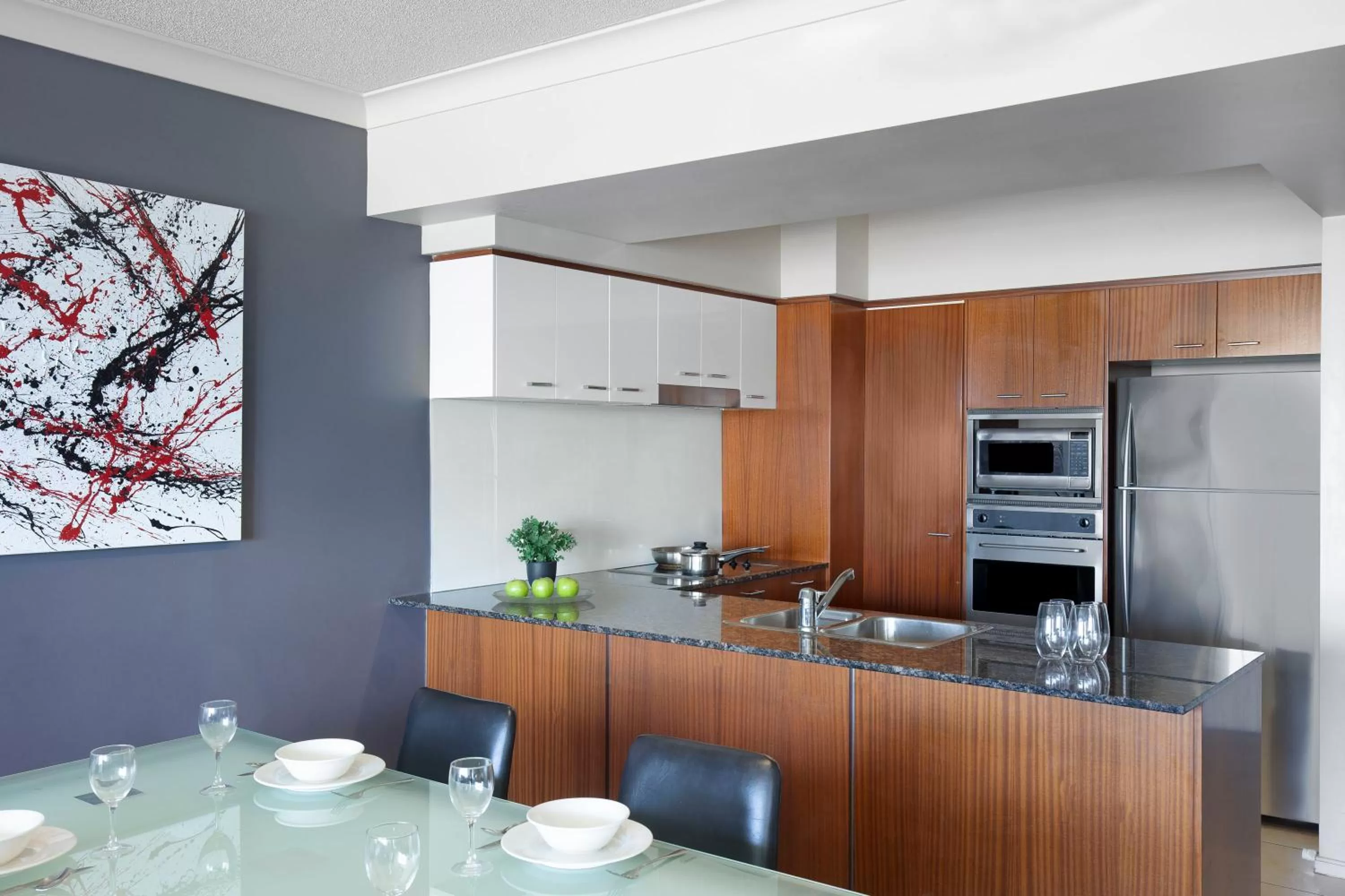 Kitchen or kitchenette in Mantra Towers of Chevron