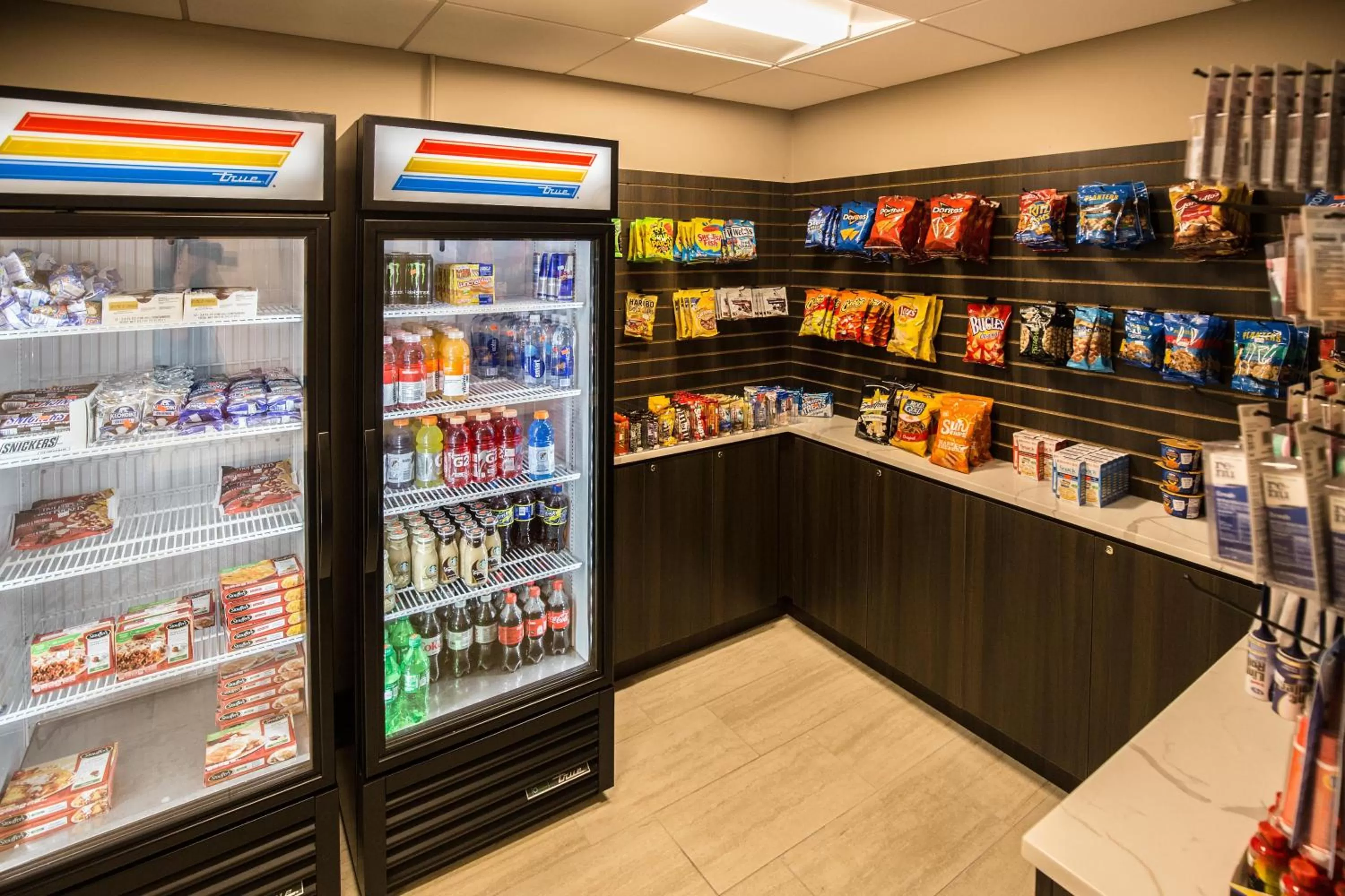 Food in Wyndham Chicago O'Hare