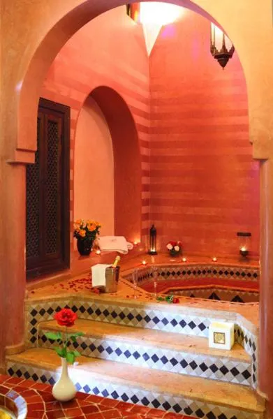 Steam room in Riad Monceau
