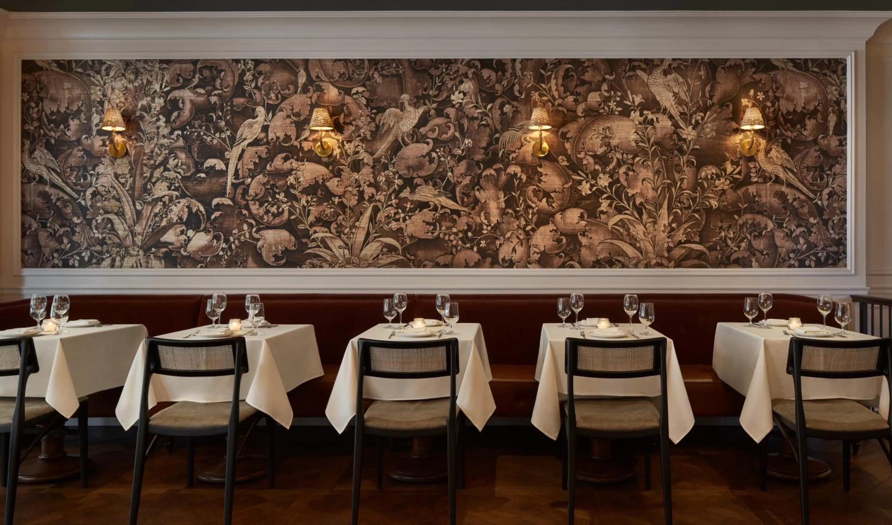 Restaurant/places to eat in The Wall Street Hotel New York City