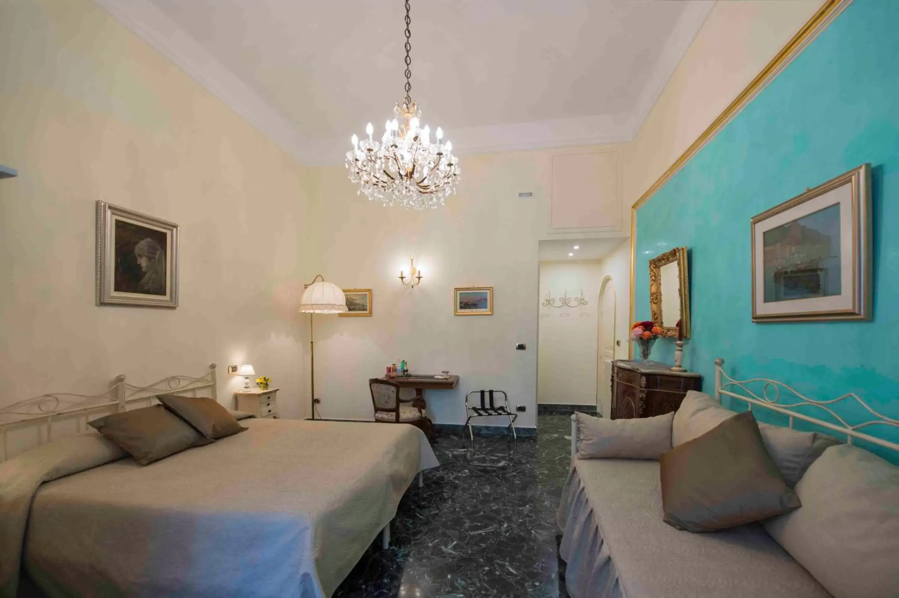 Quadruple Room in B&B Residenza Via Dei Mille Quadruple Room in B&B Residenza Via Dei Mille