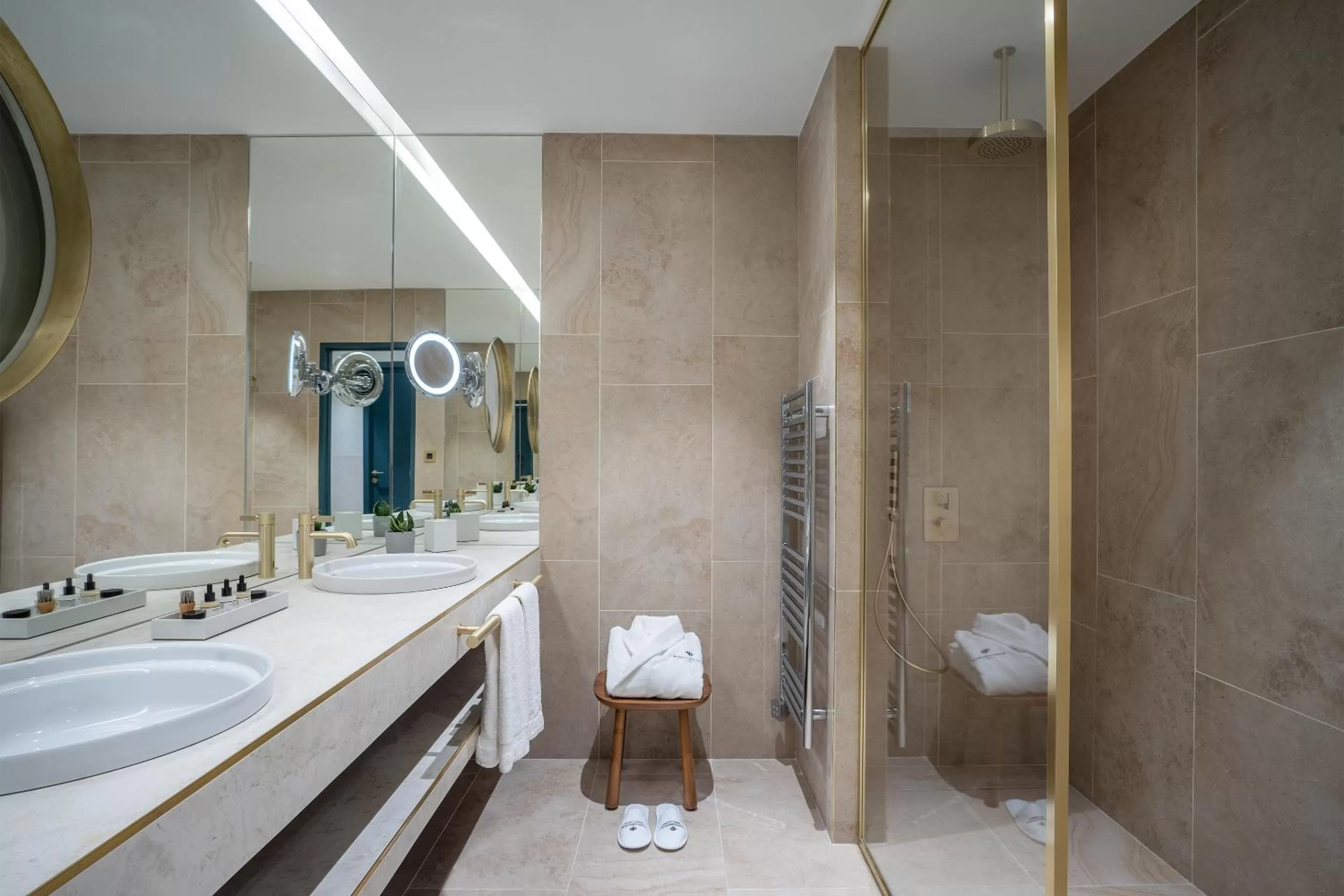 Shower in Maison Albar Hotels L’Imperator