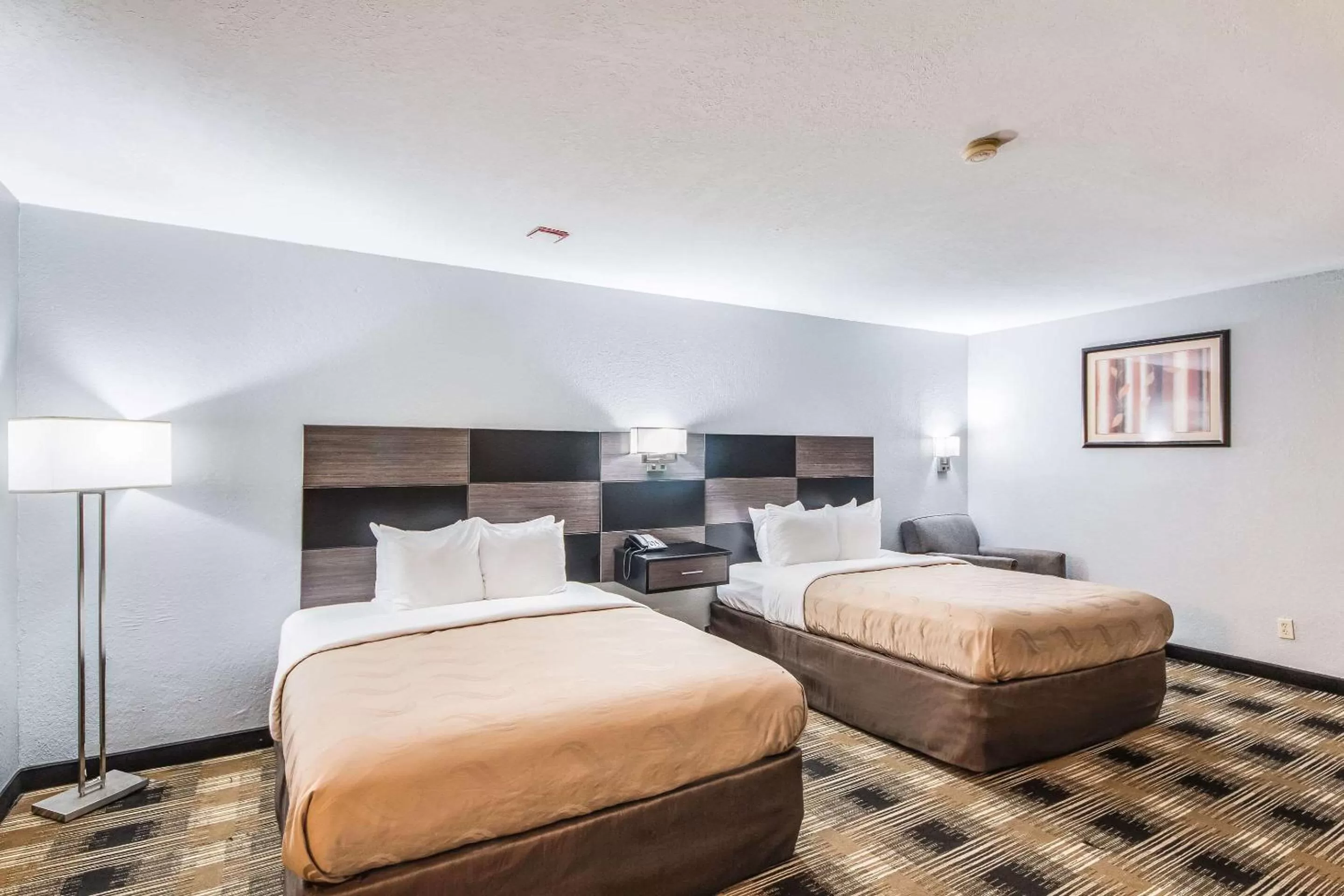 Photo of the whole room in Quality Inn Medical Center