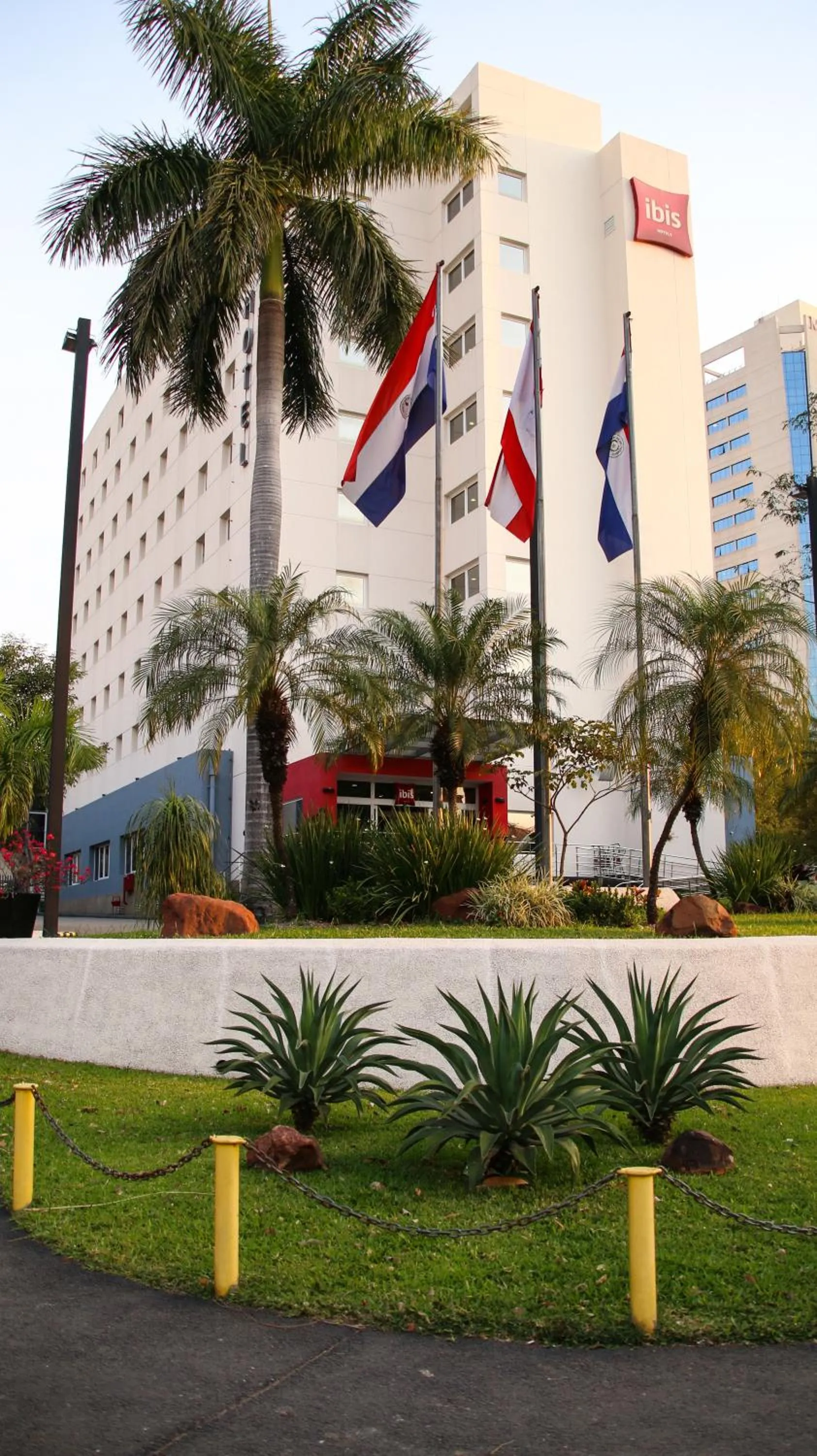 Property building in ibis Asuncion