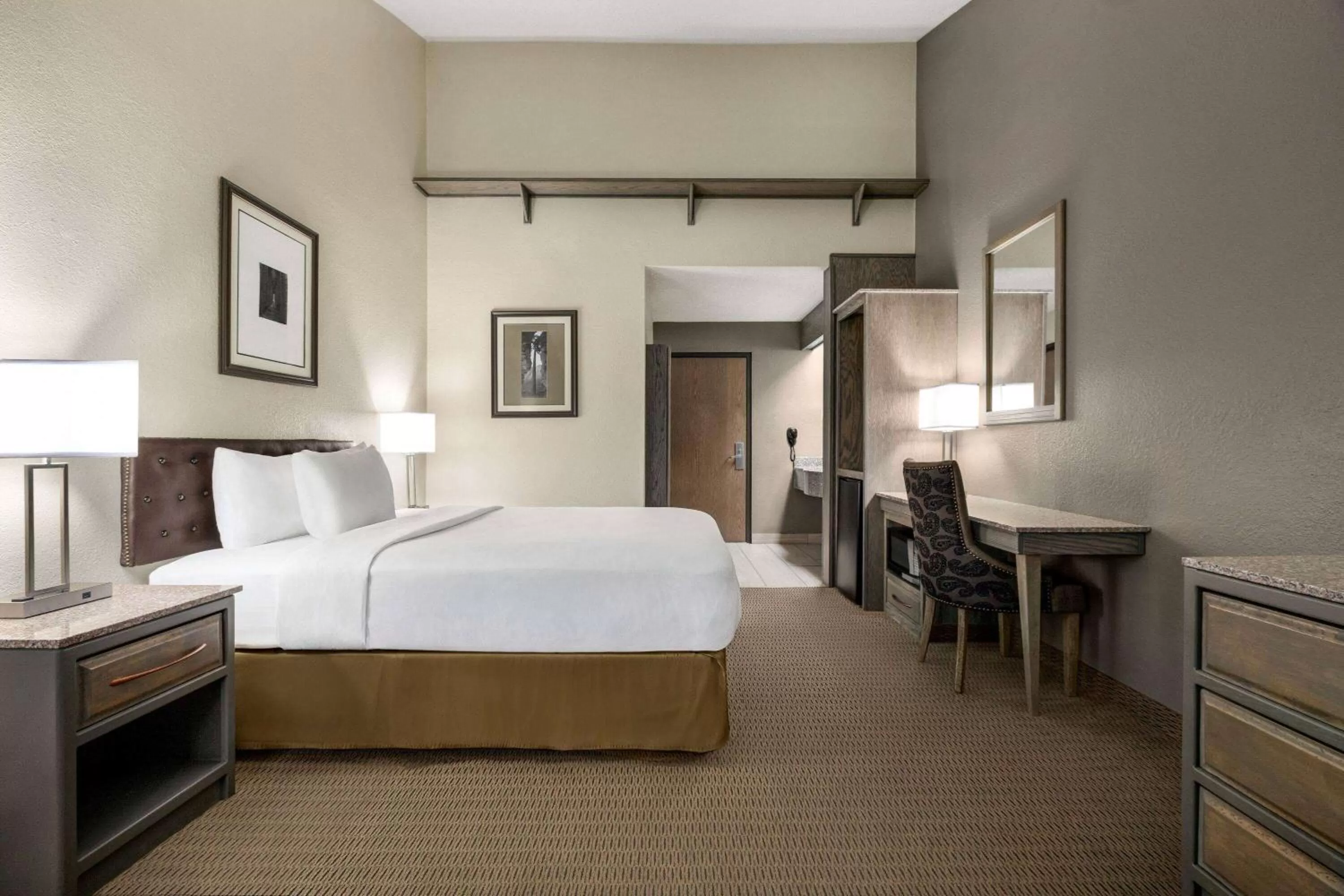 Photo of the whole room, Bed in Travelodge by Wyndham Coffeyville