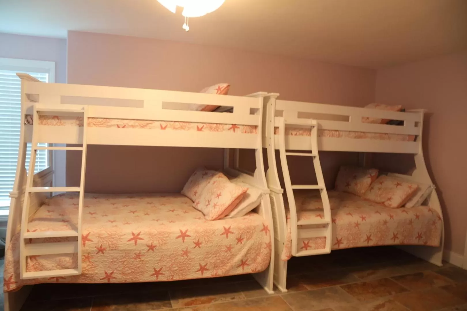 bunk bed, Bed in Executive Keys Condominiums on the Beach
