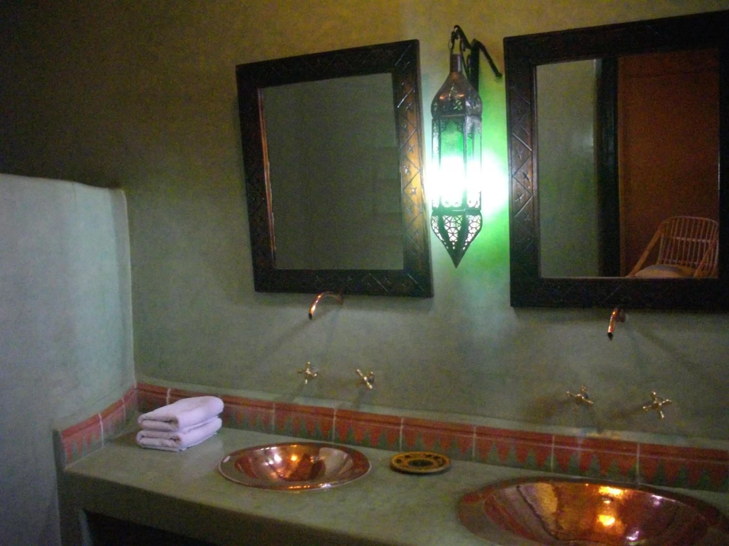 Bathroom in Kasbah Zitoune
