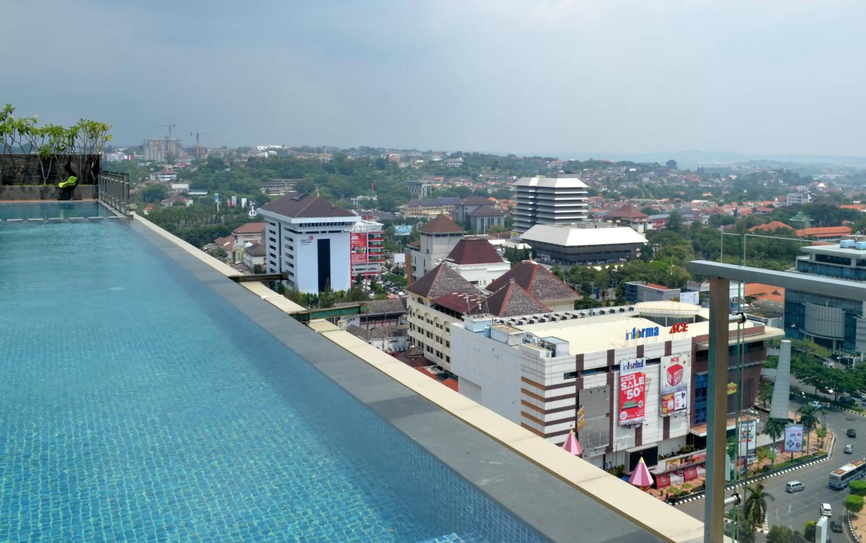 City view in Louis Kienne Hotel Simpang Lima