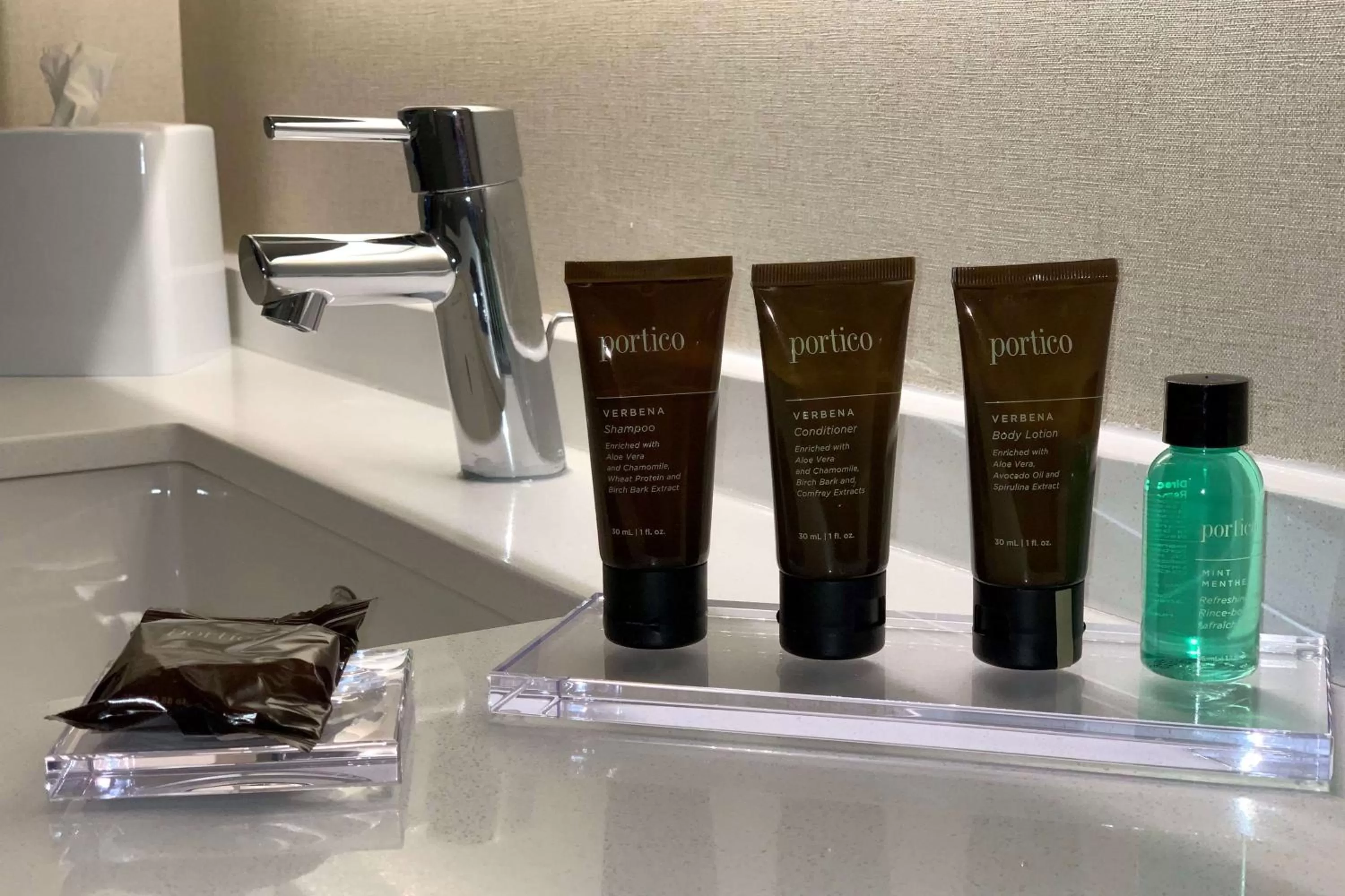 Bathroom in Wingate by Wyndham Kanata West Ottawa