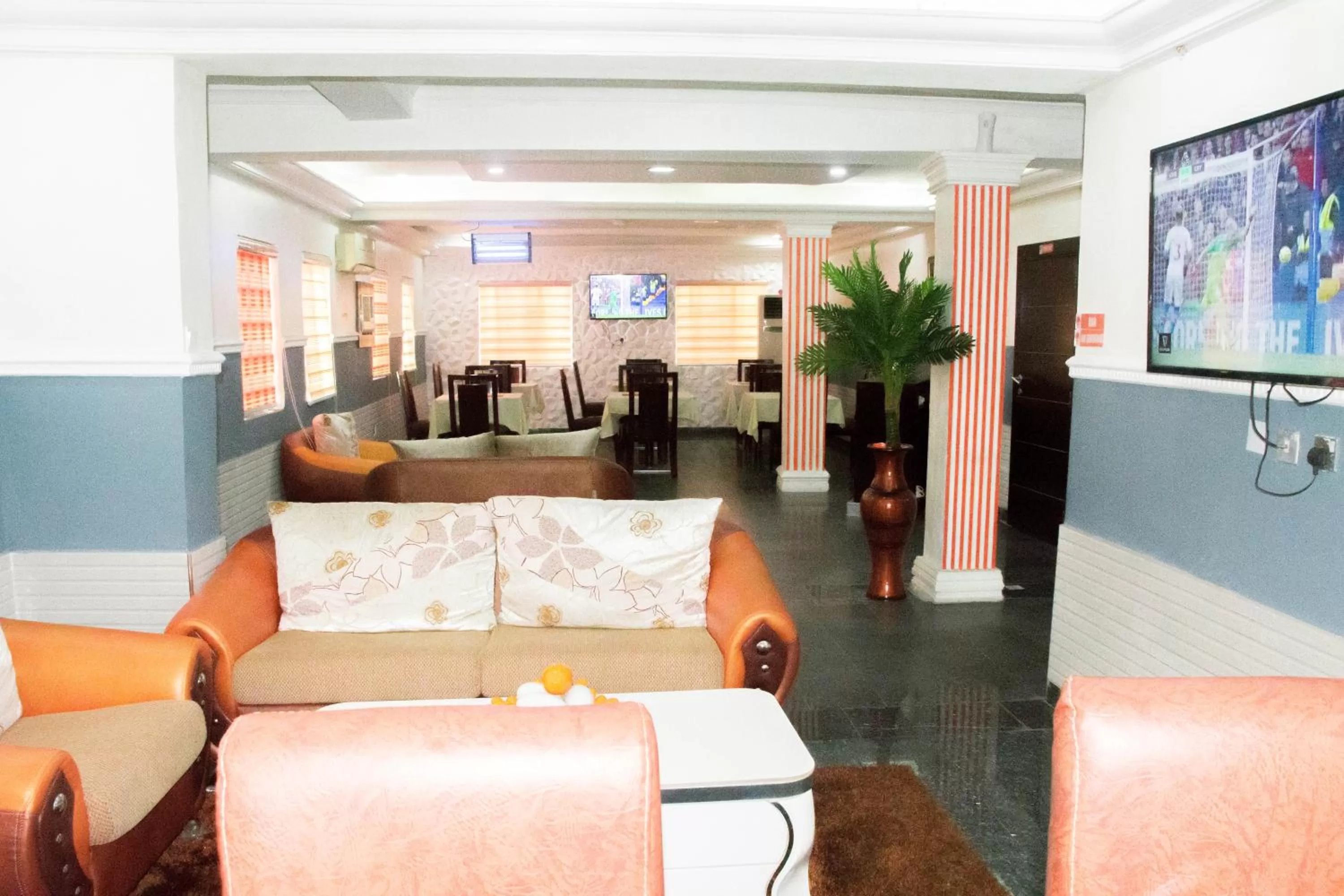 Food and drinks, Lobby/Reception in Galpin Suites