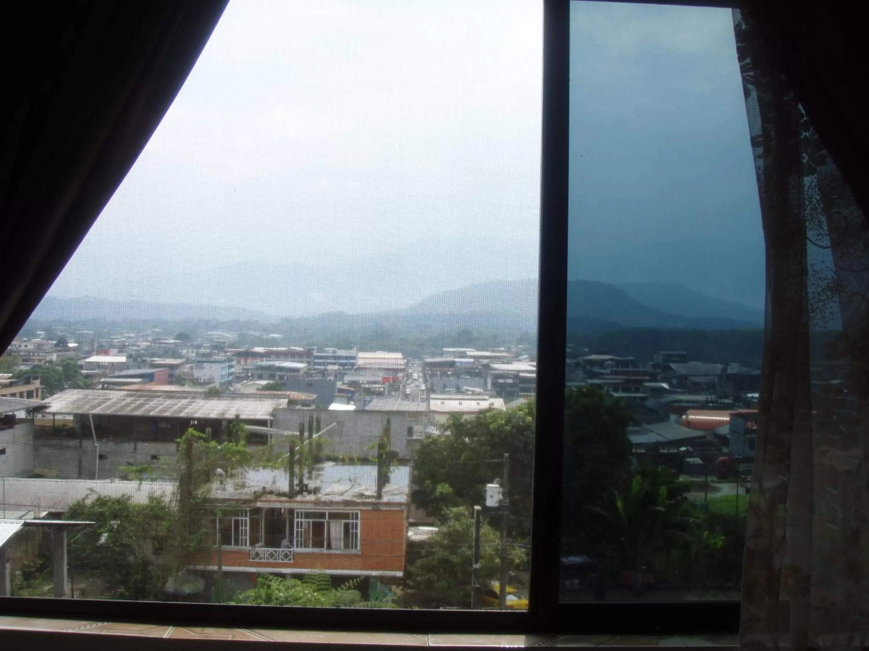 Deluxe Quadruple Room in Hostal Limoncocha Deluxe Quadruple Room in Hostal Limoncocha