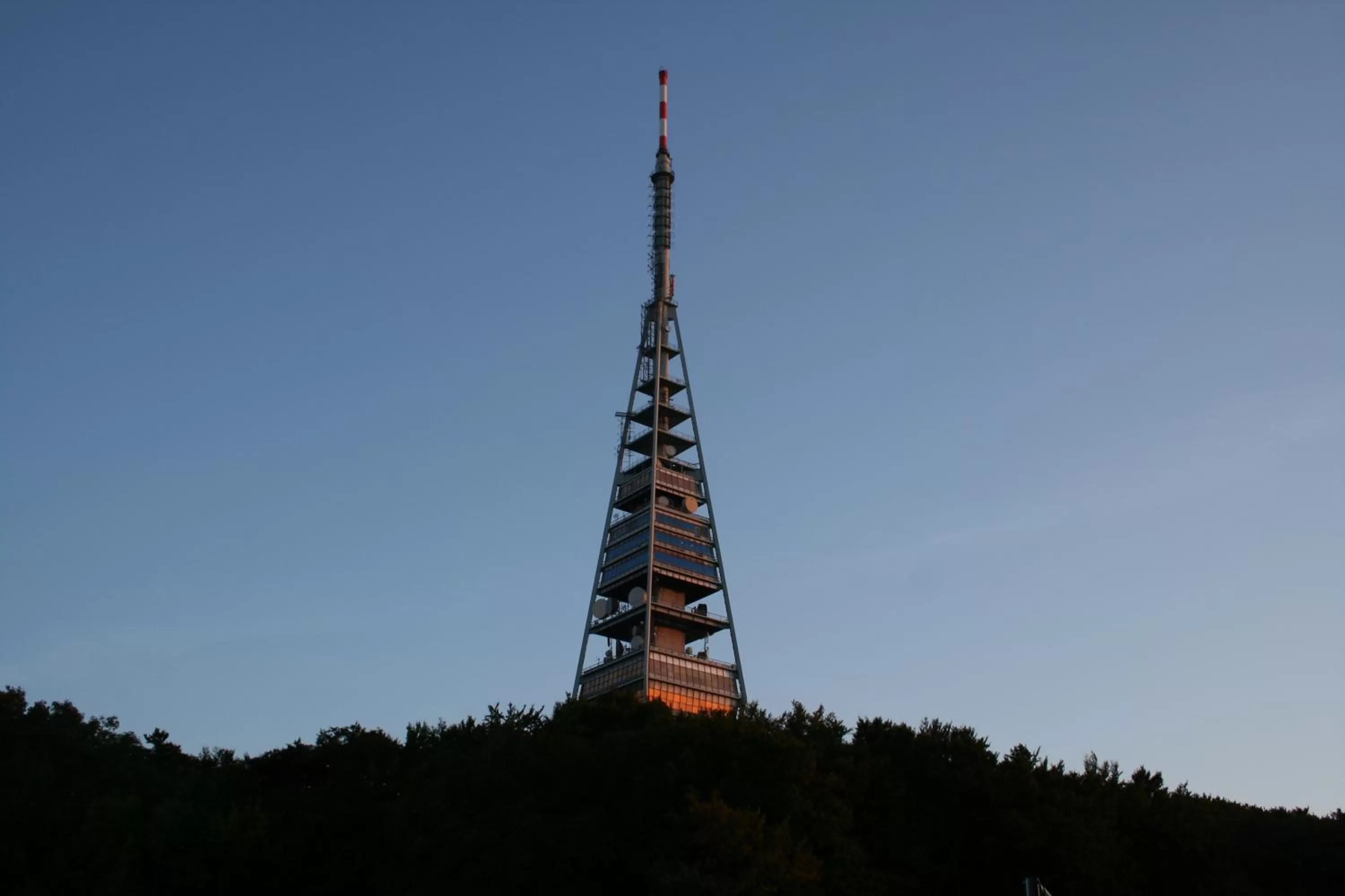 Area and facilities in Hotel West