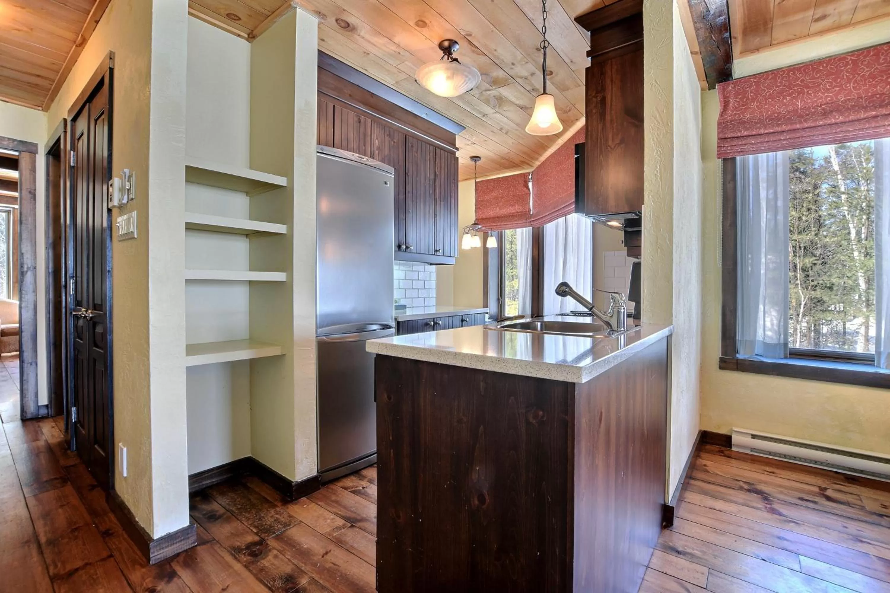 Les Condos Du Lac Taureau- Rooms & Condos