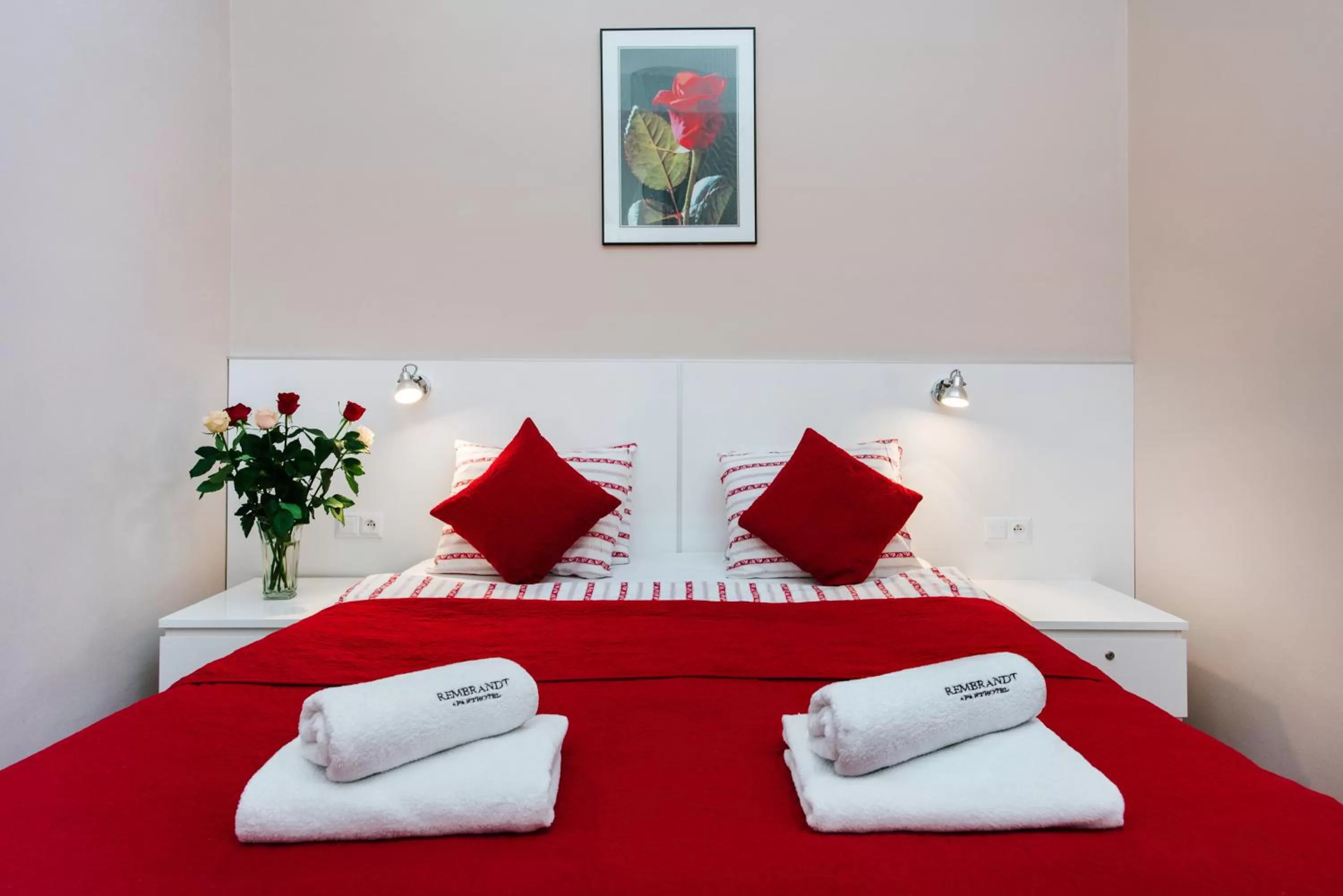 Bedroom, Bed in Rembrandt Aparthotel