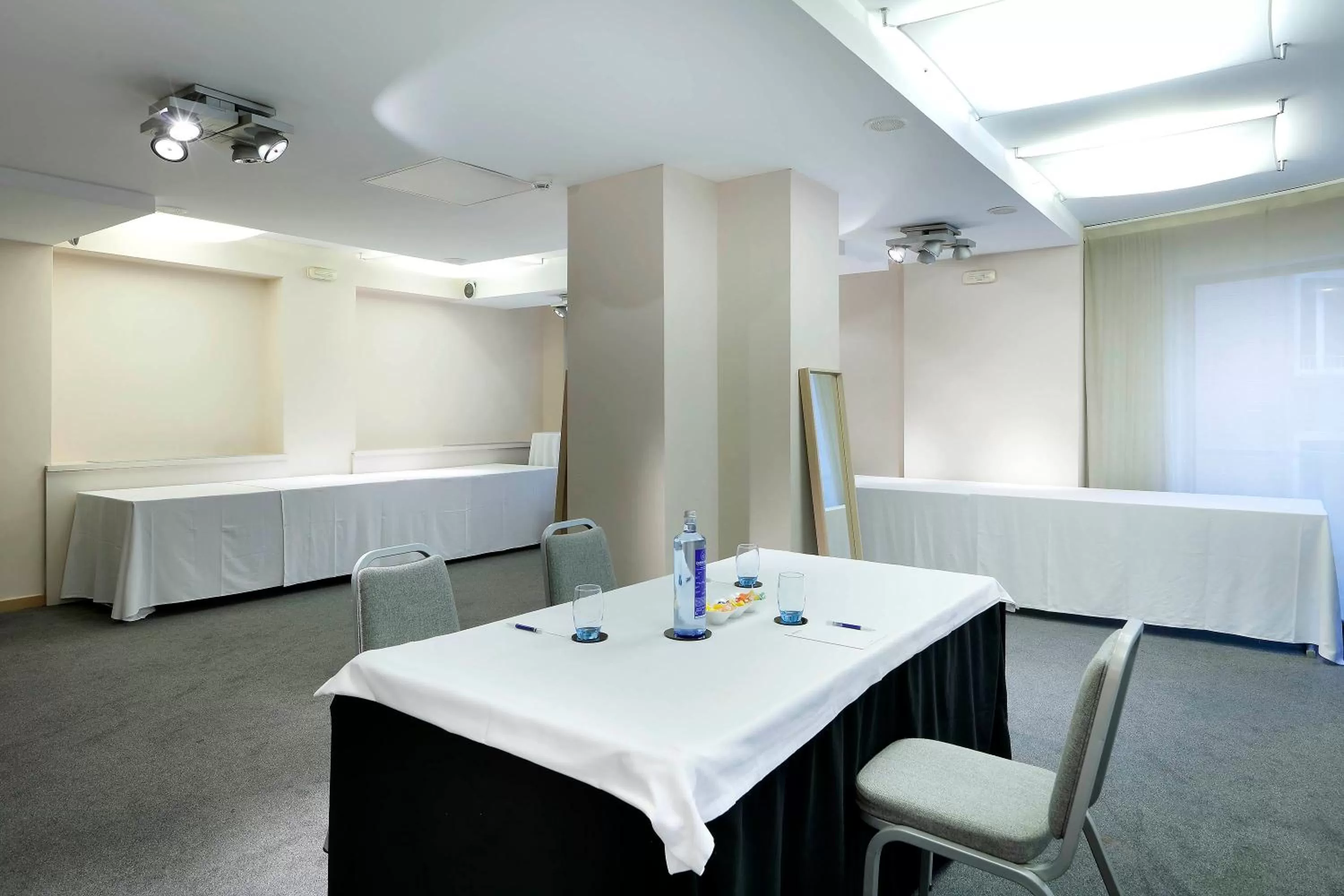 Business facilities in Hesperia Bilbao