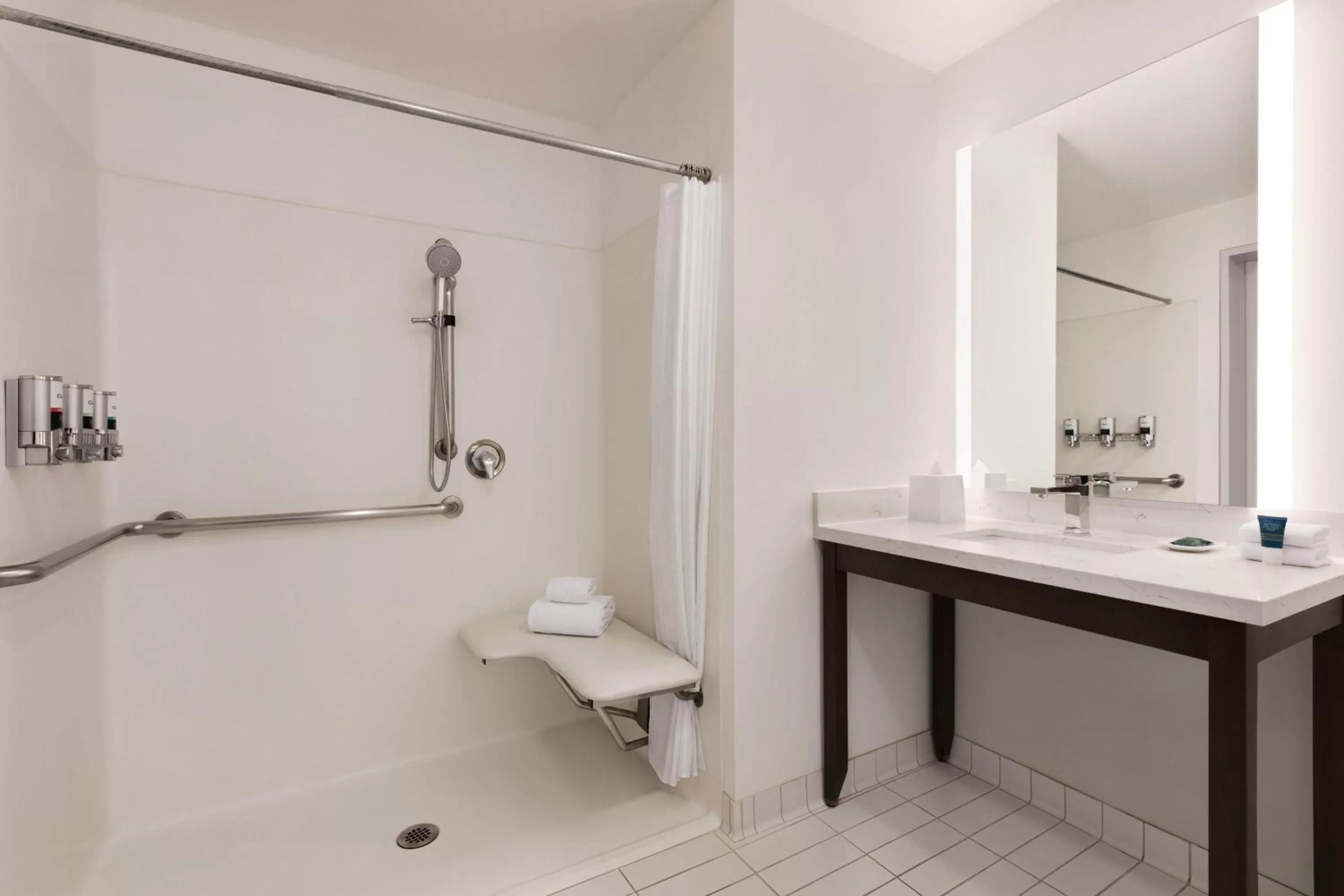 Bathroom in Four Points by Sheraton Sacramento Airport