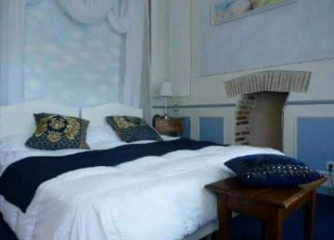 HOTEL LA COGNETTE A 25 Kilomètres de Châteauroux et 30 Kilomètres de Bourges