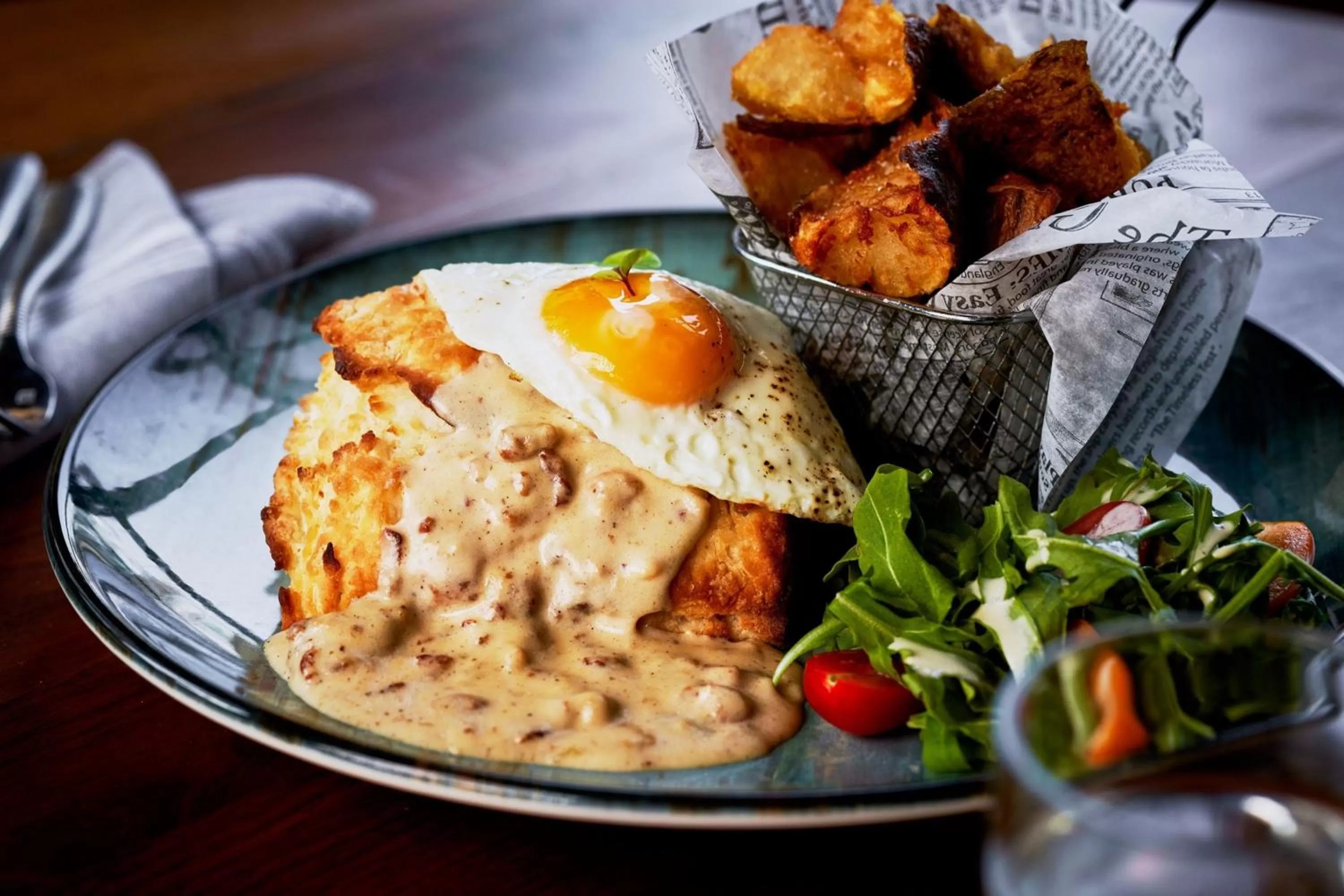 Restaurant/places to eat in The Union Station Nashville Yards, Autograph Collection