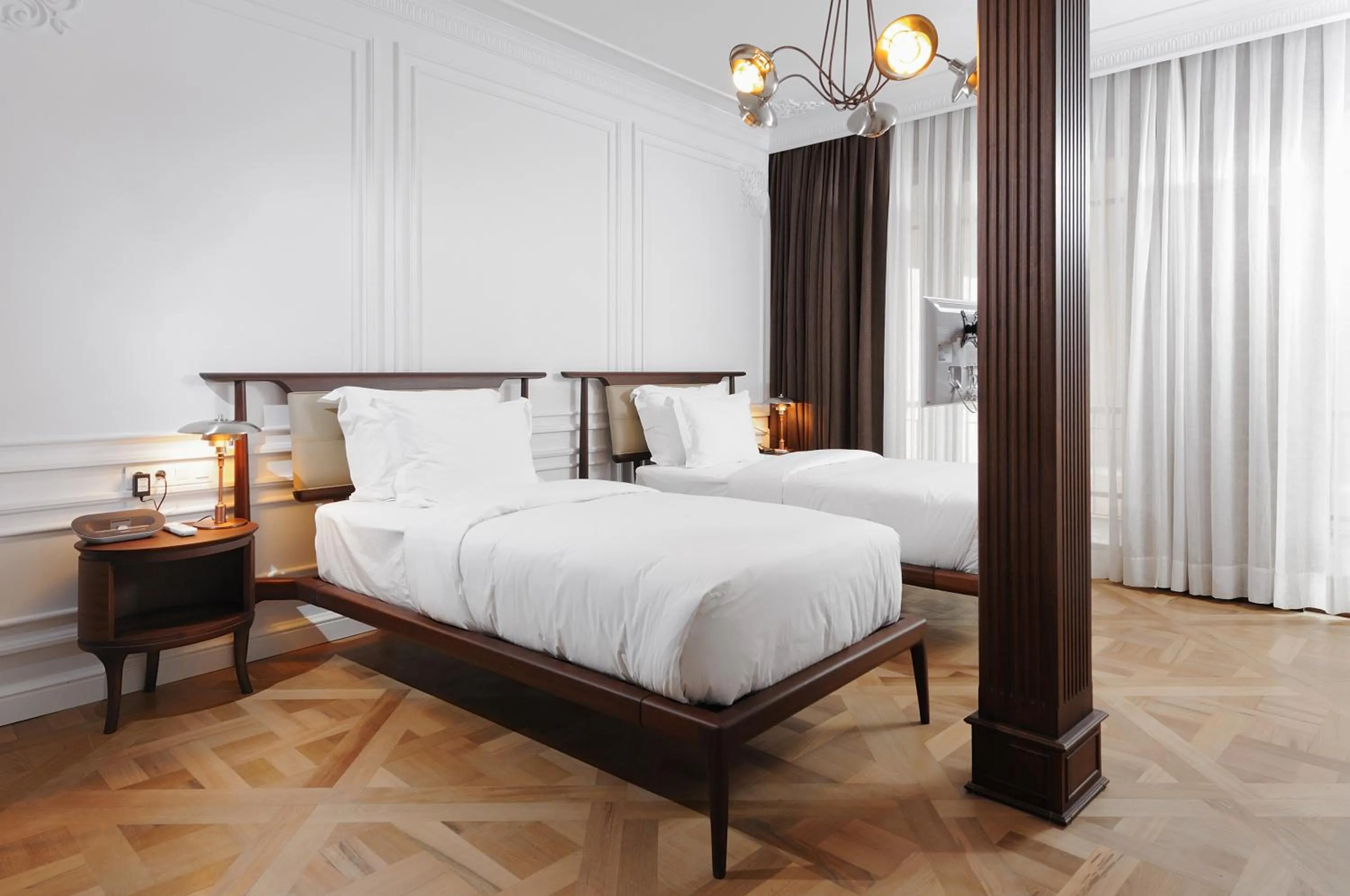 Bed in Georges Hotel Galata