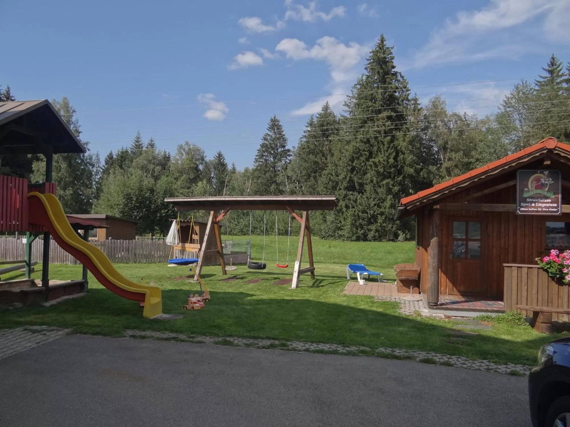 Garden, Children's Play Area in Beim Haxenwirt