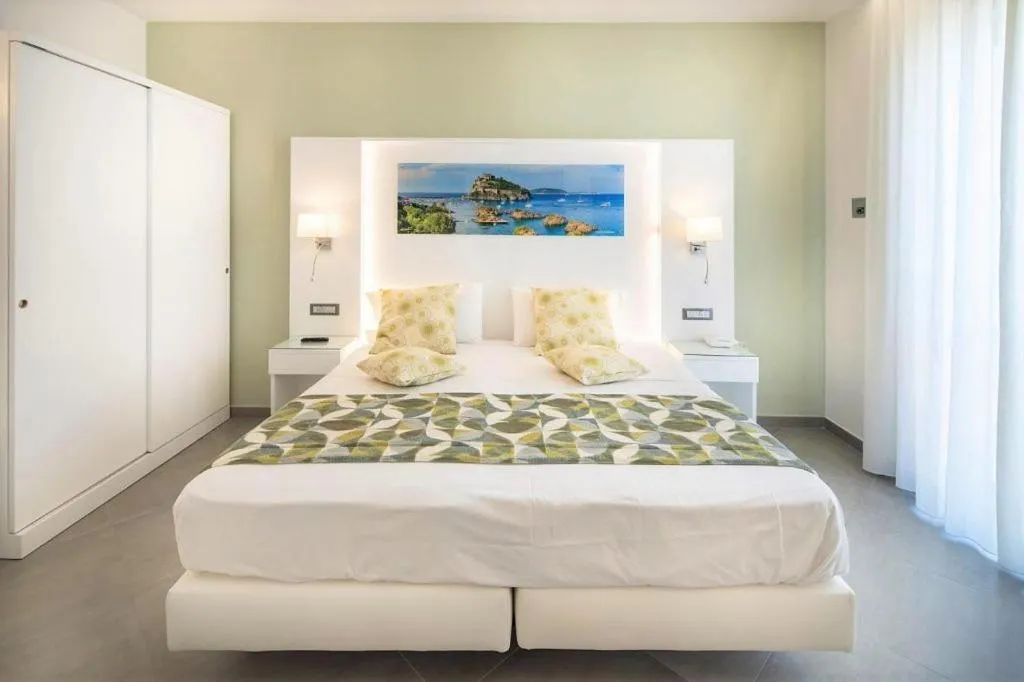 Bed in Hotel Terme Royal Palm