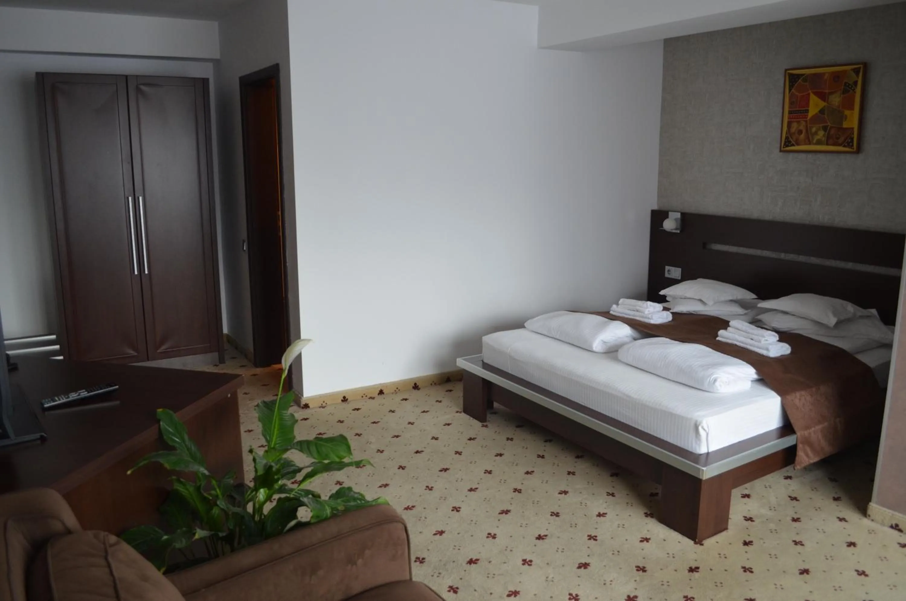 Photo of the whole room, Bed in Hotel Premier