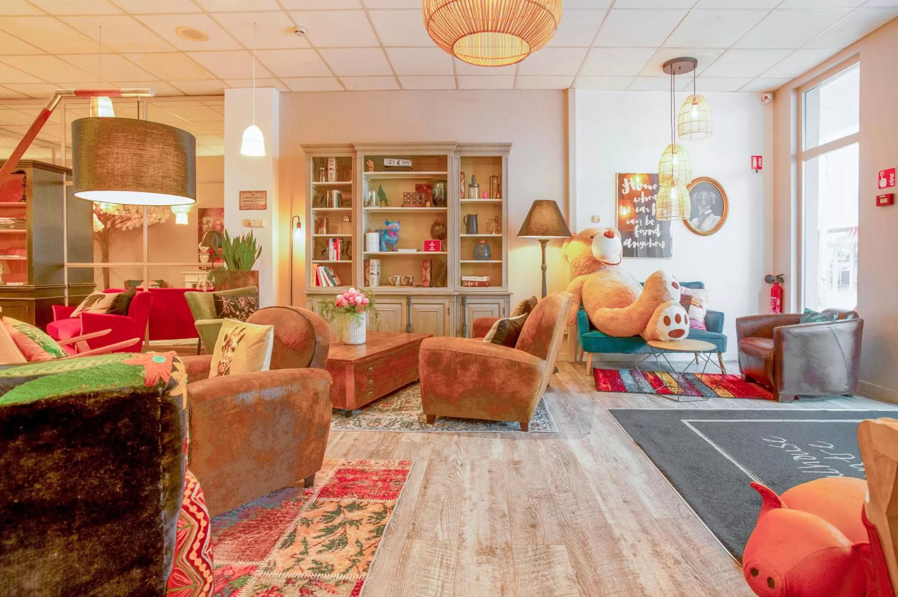 Lobby or reception in La Maison Hôtel Mulhouse Centre