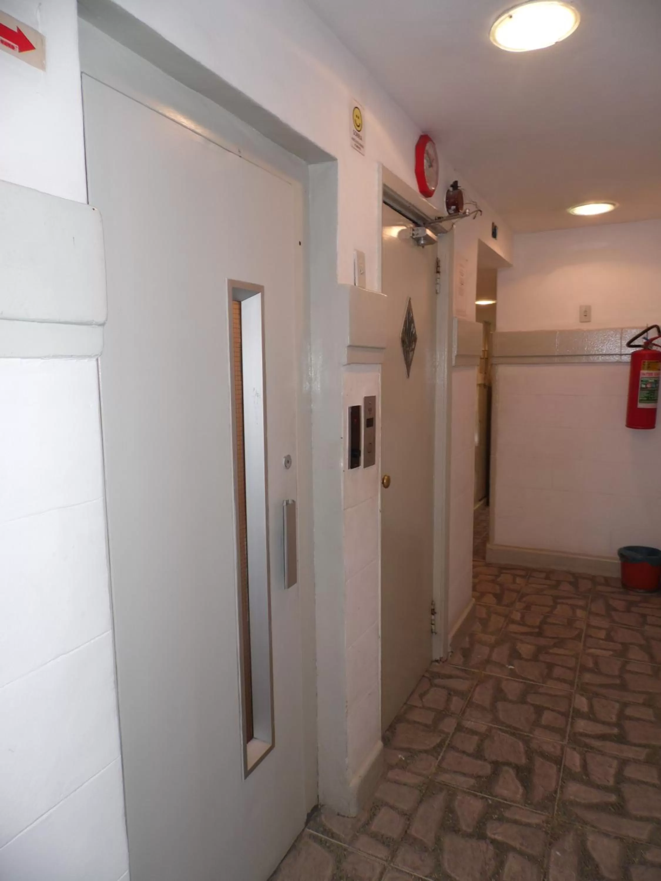 Day, Bathroom in Atlântico Centro Apartments