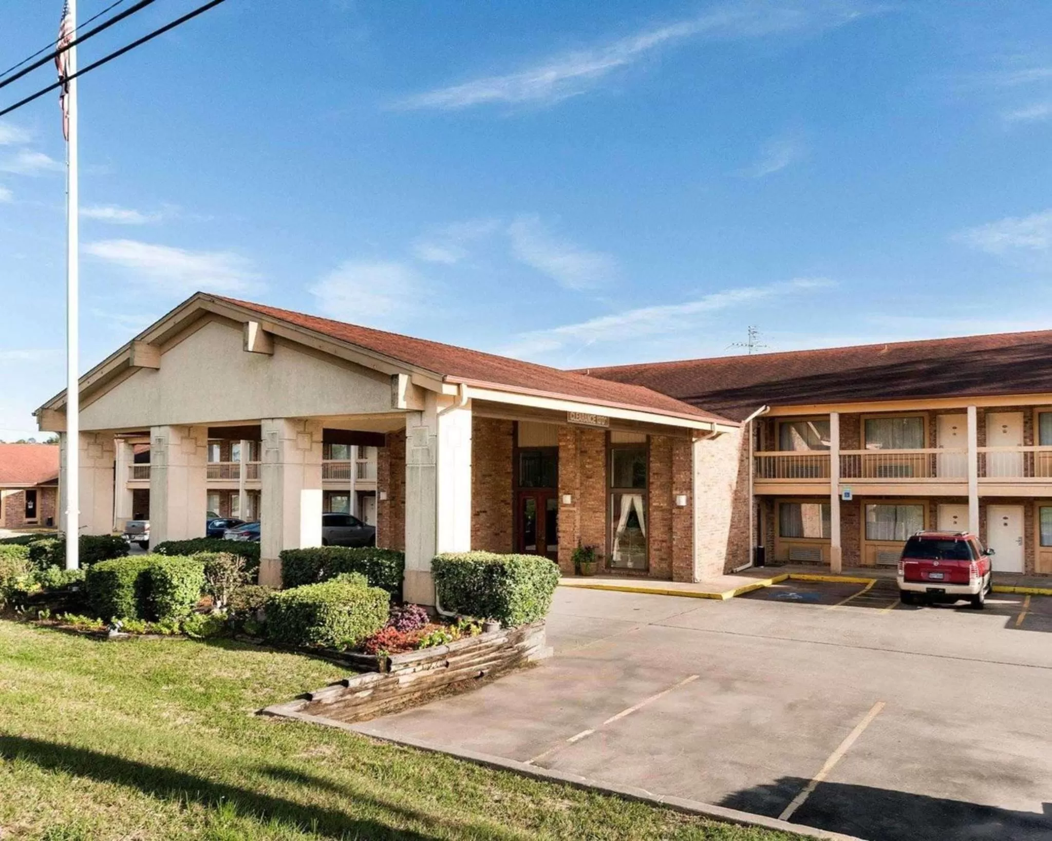 Property building in Rodeway Inn Jasper