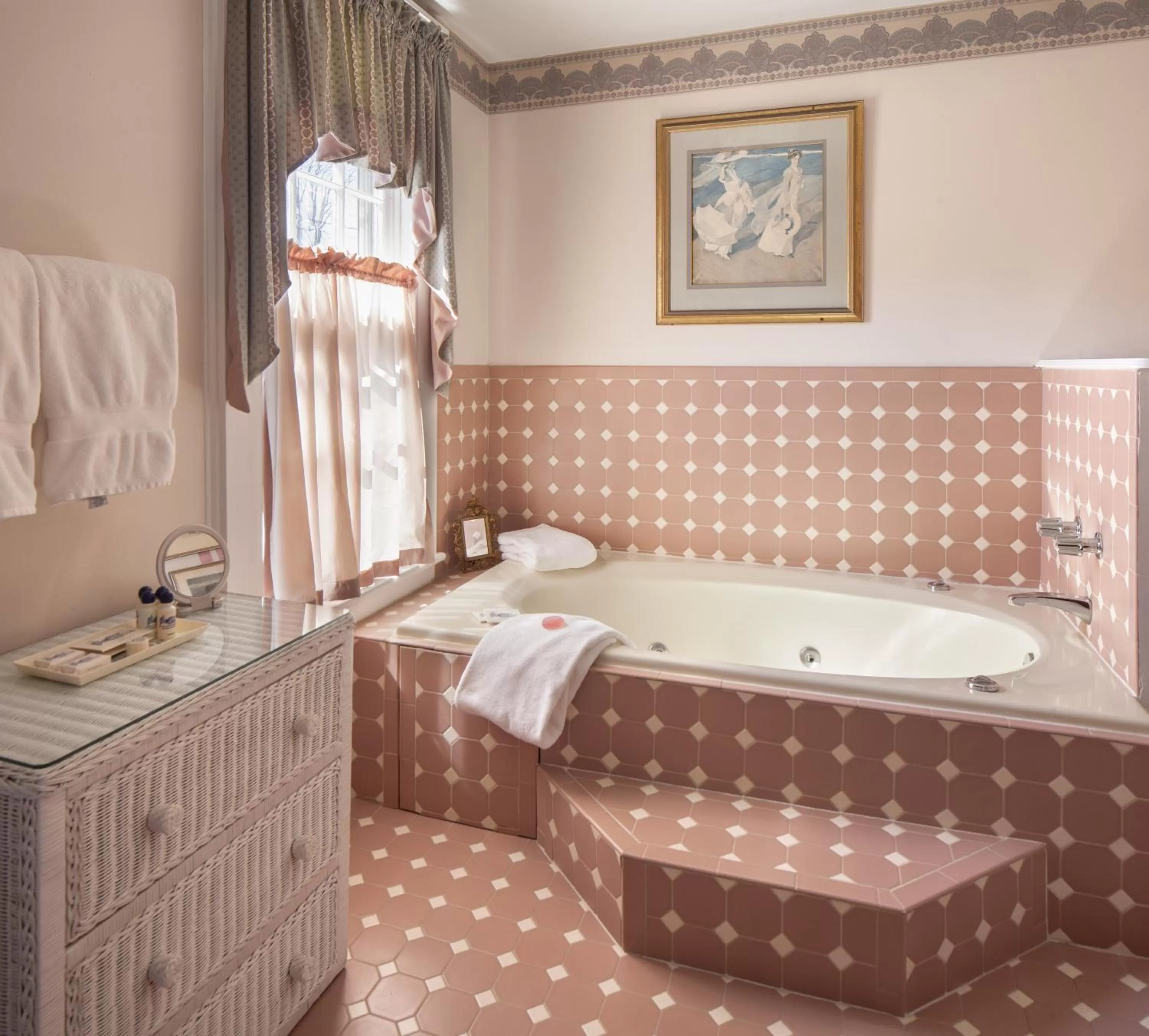 Bathroom in Isaiah Jones Homestead Bed and Breakfast