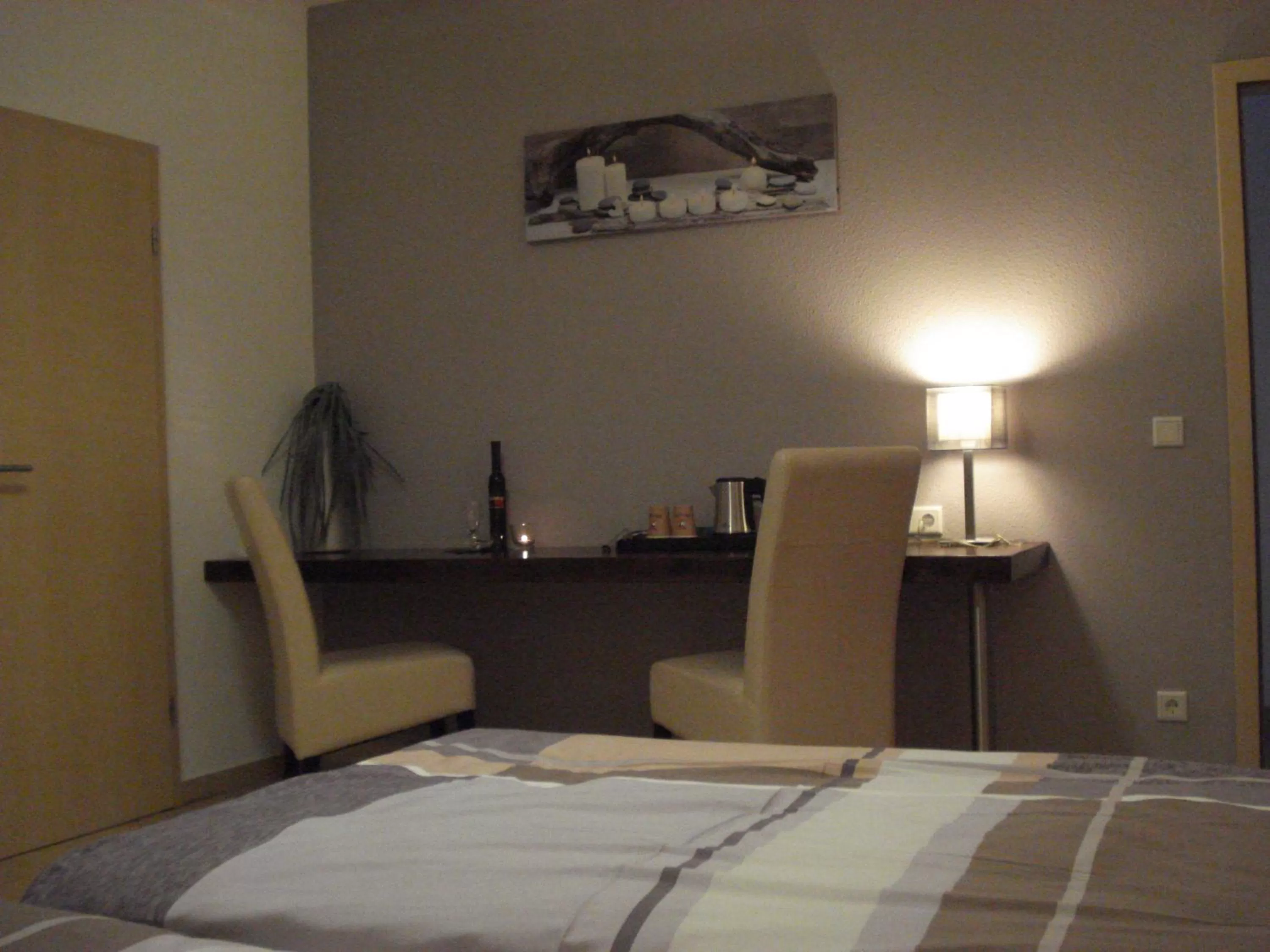 Photo of the whole room, Bed in Hotel Restaurant Fritz