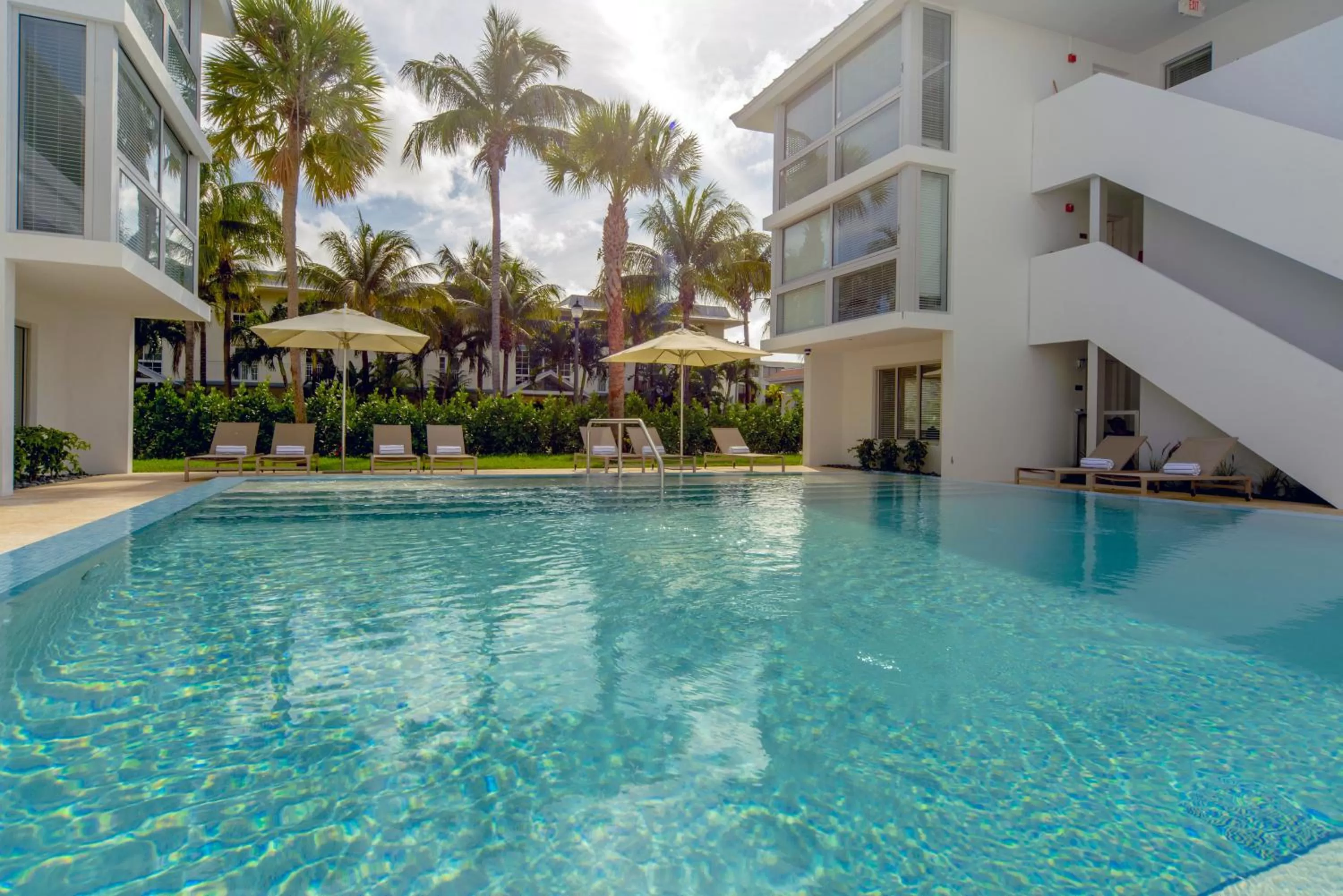 Swimming pool in Beach Haus Key Biscayne Contemporary Apartments