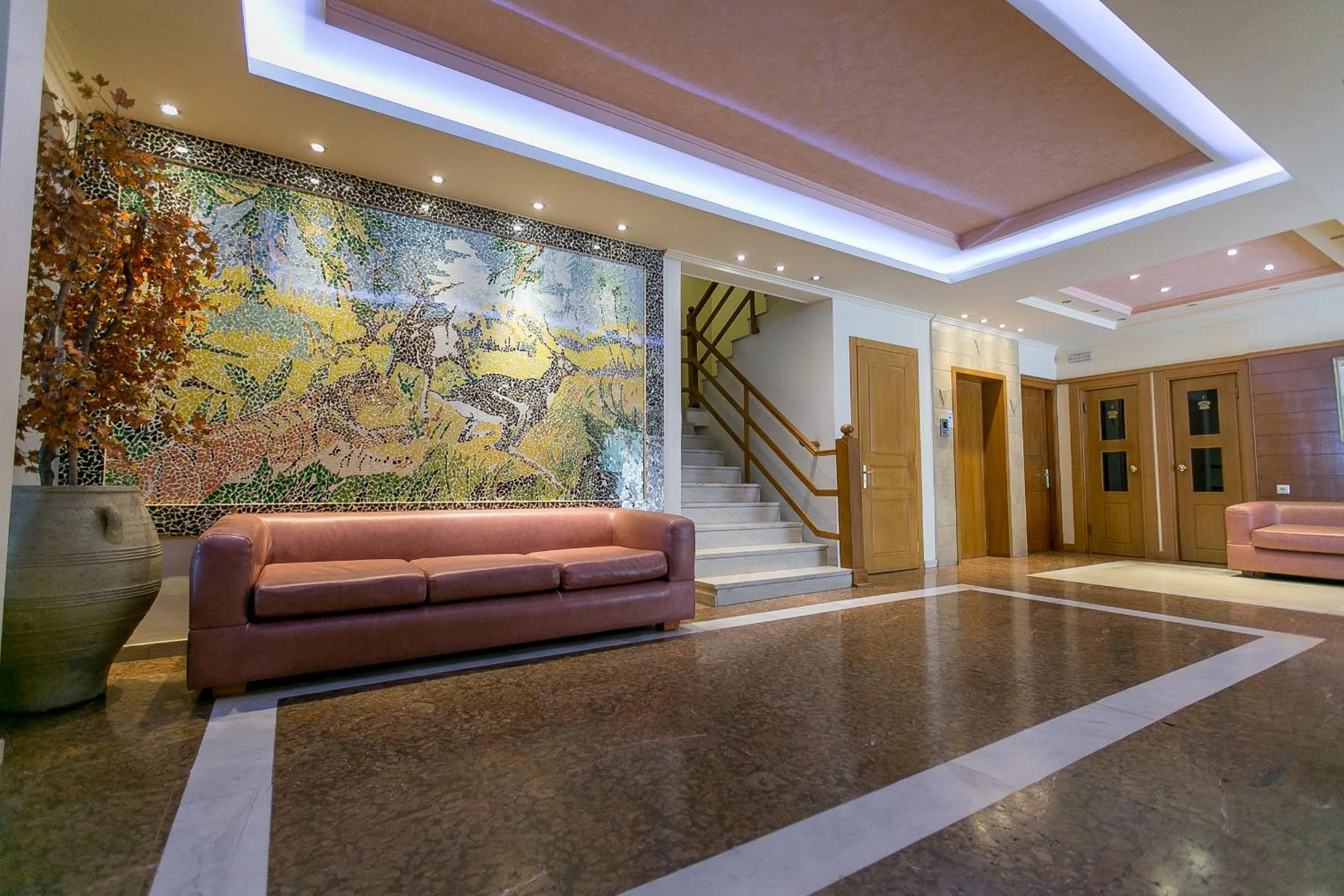 Lobby or reception in Tzaki hotel & restaurant Patras