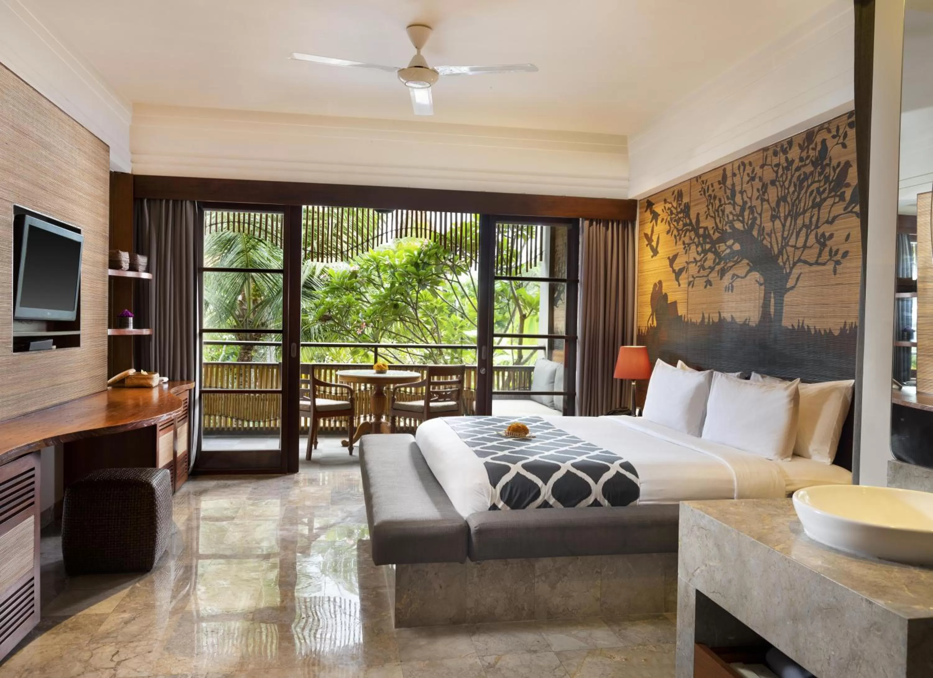 Living room, Bed in Alaya Resort Ubud