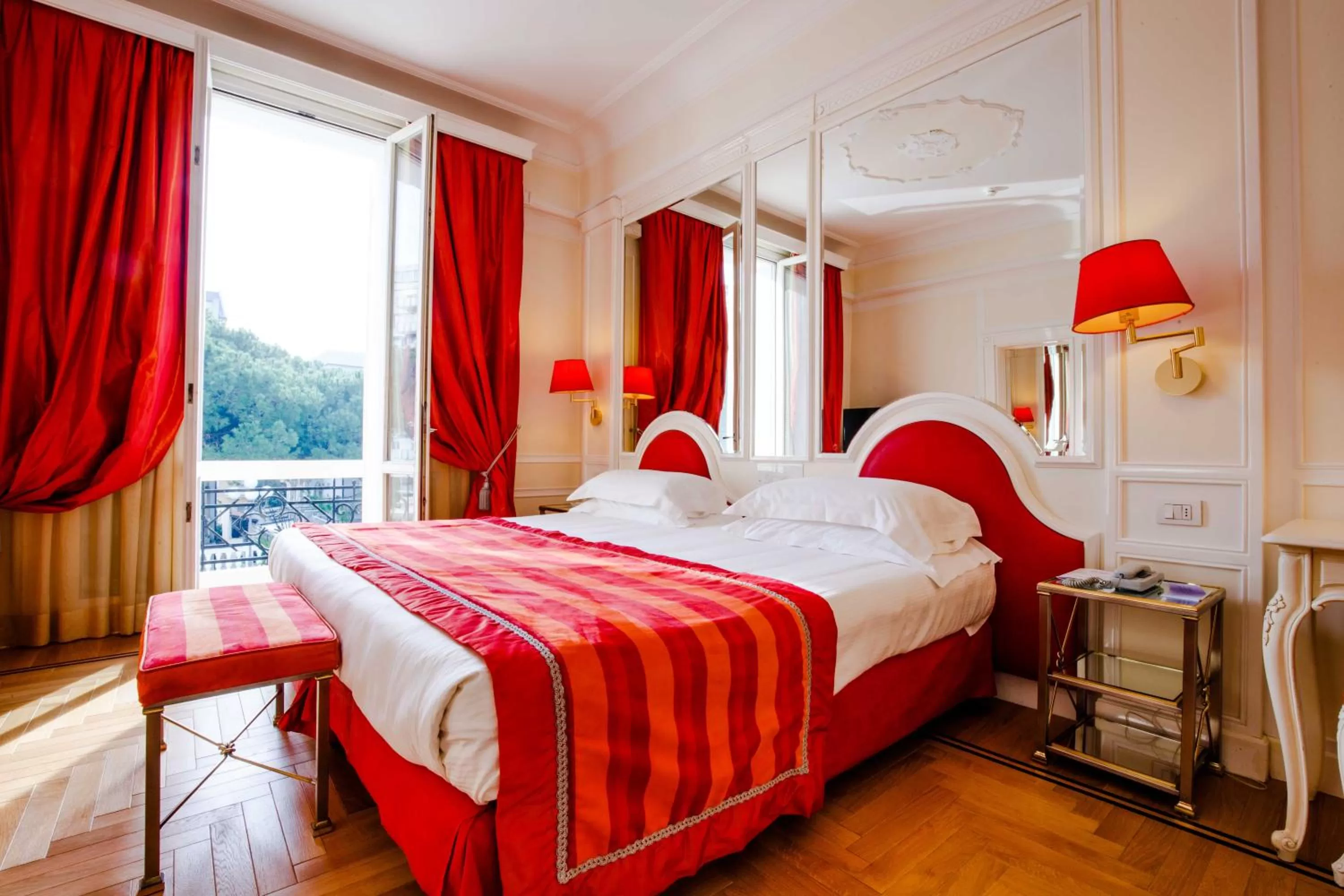 Bed in Grand Hotel Des Bains