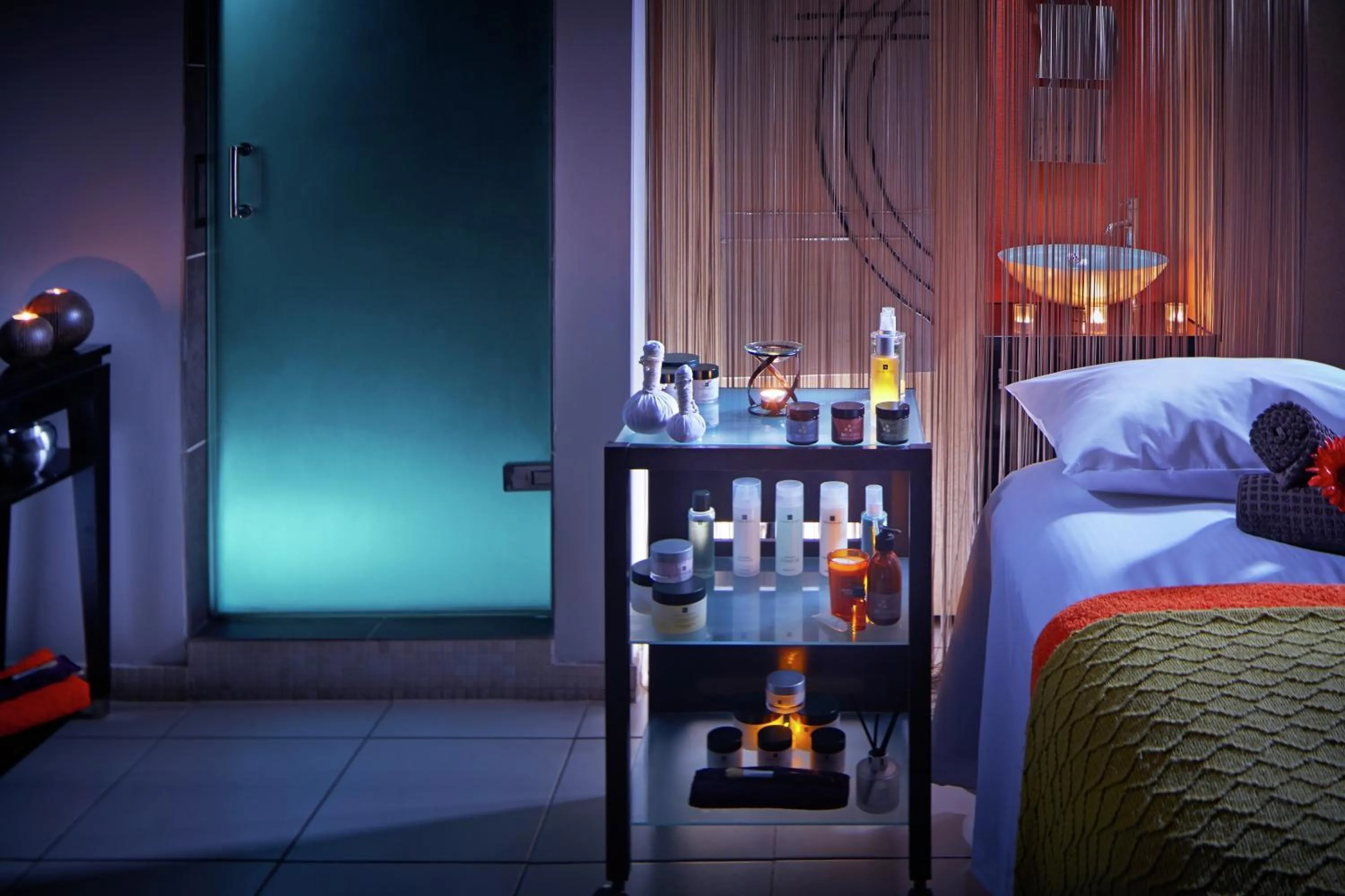 Decorative detail, Bed in Rowhill Grange Hotel & Utopia Spa