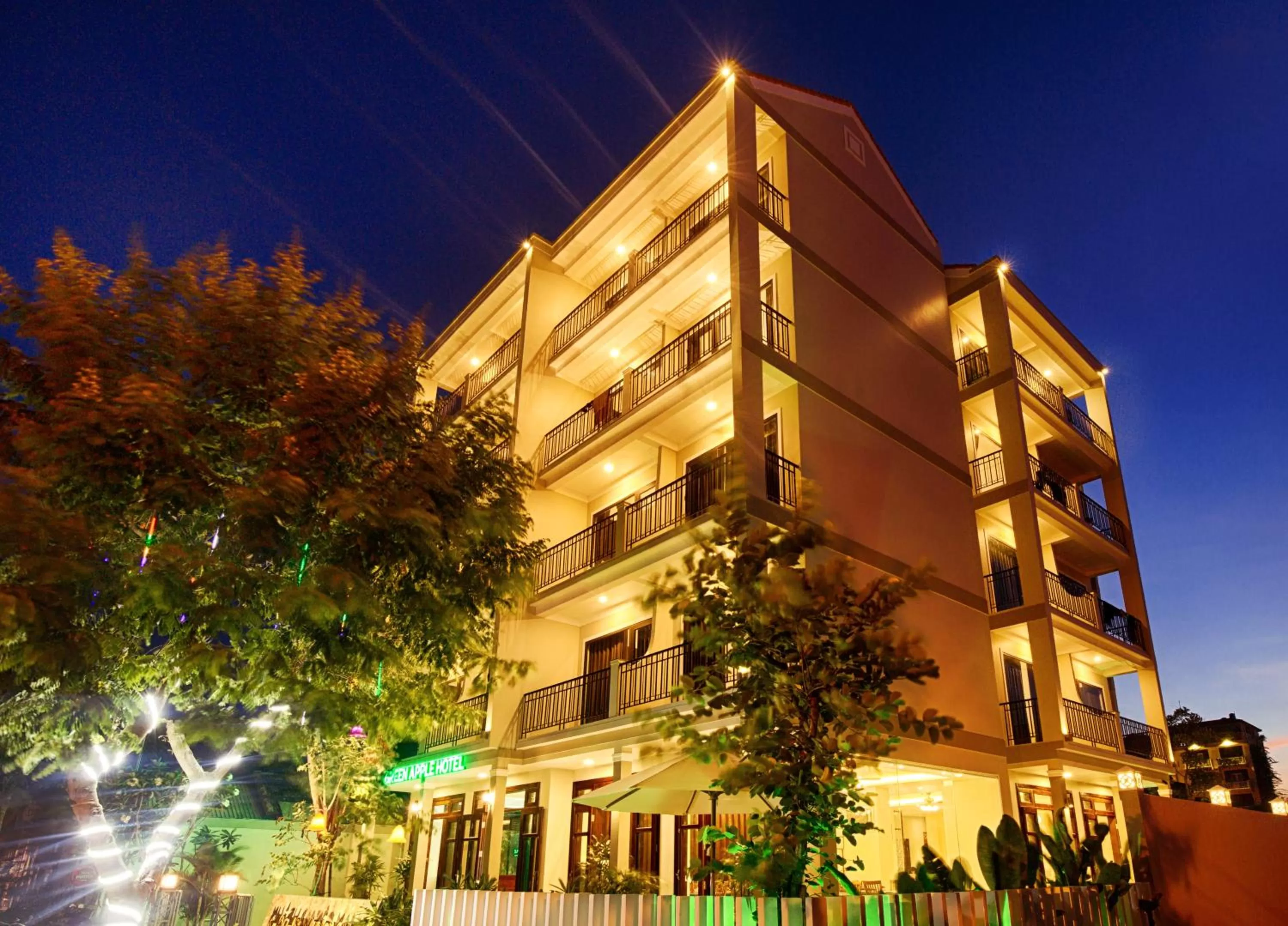 Property building in Hoi An Green Apple Hotel