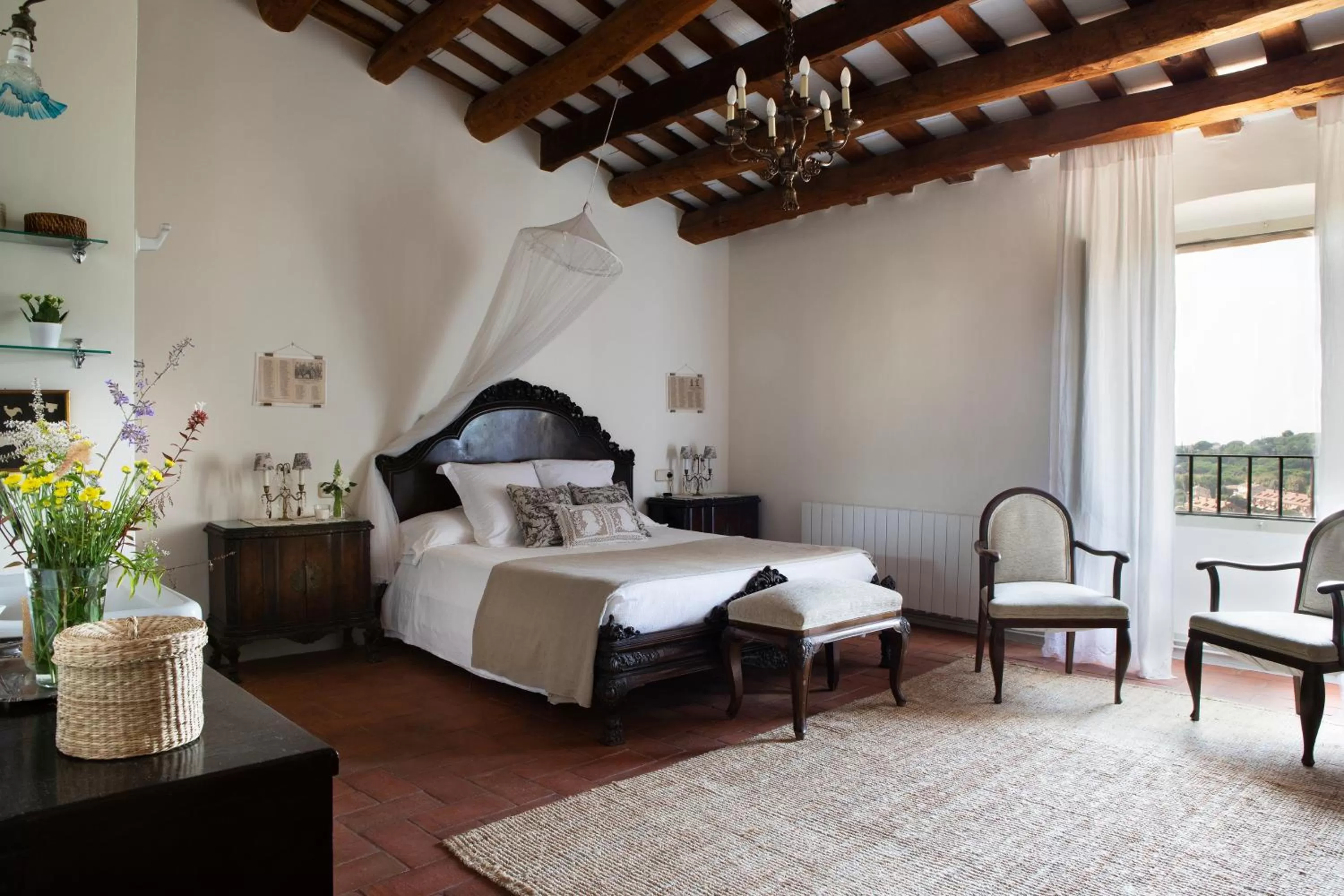 Photo of the whole room, Bed in B&B Can Casadella