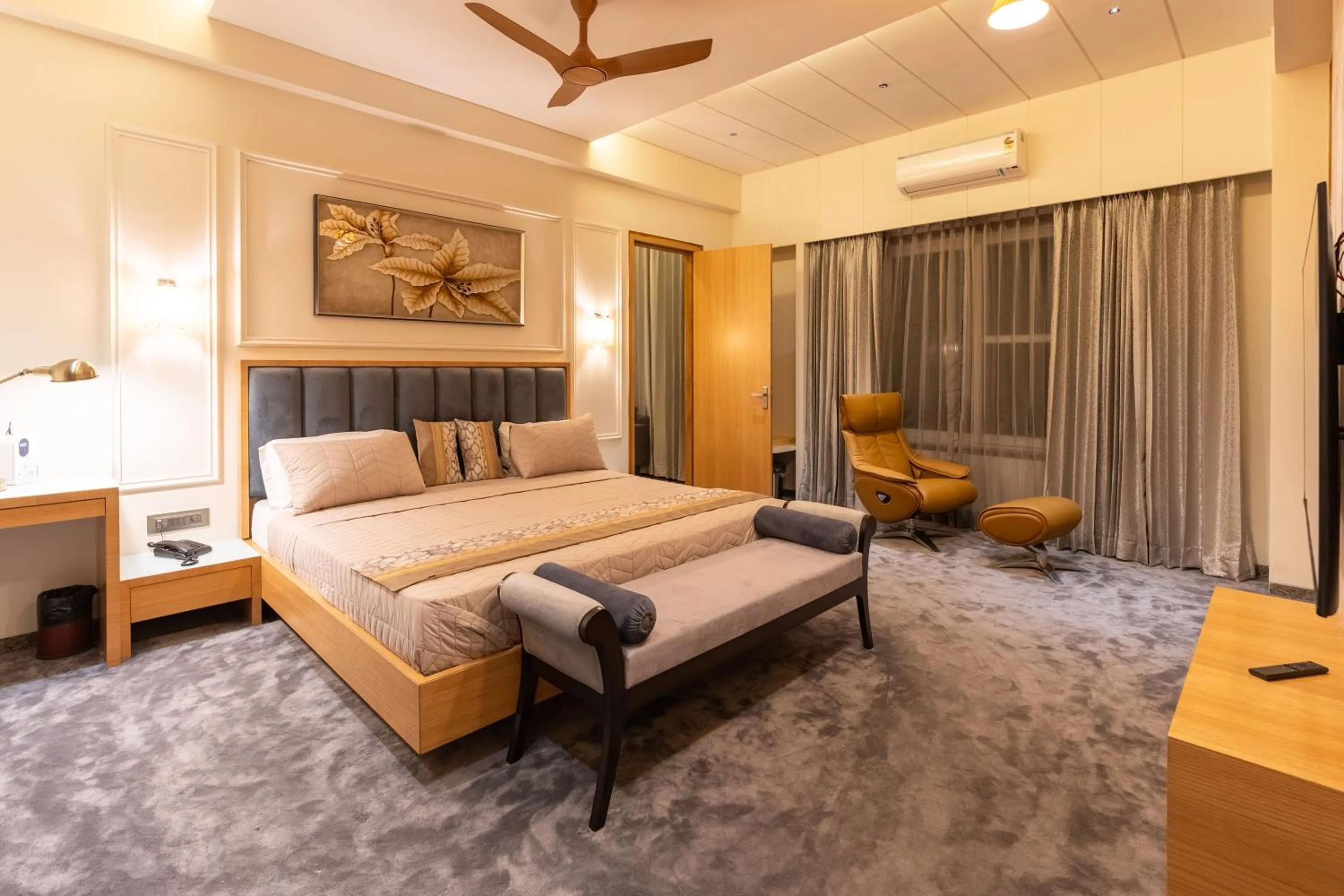 Bedroom in Mountain Creek Villa Udaipur