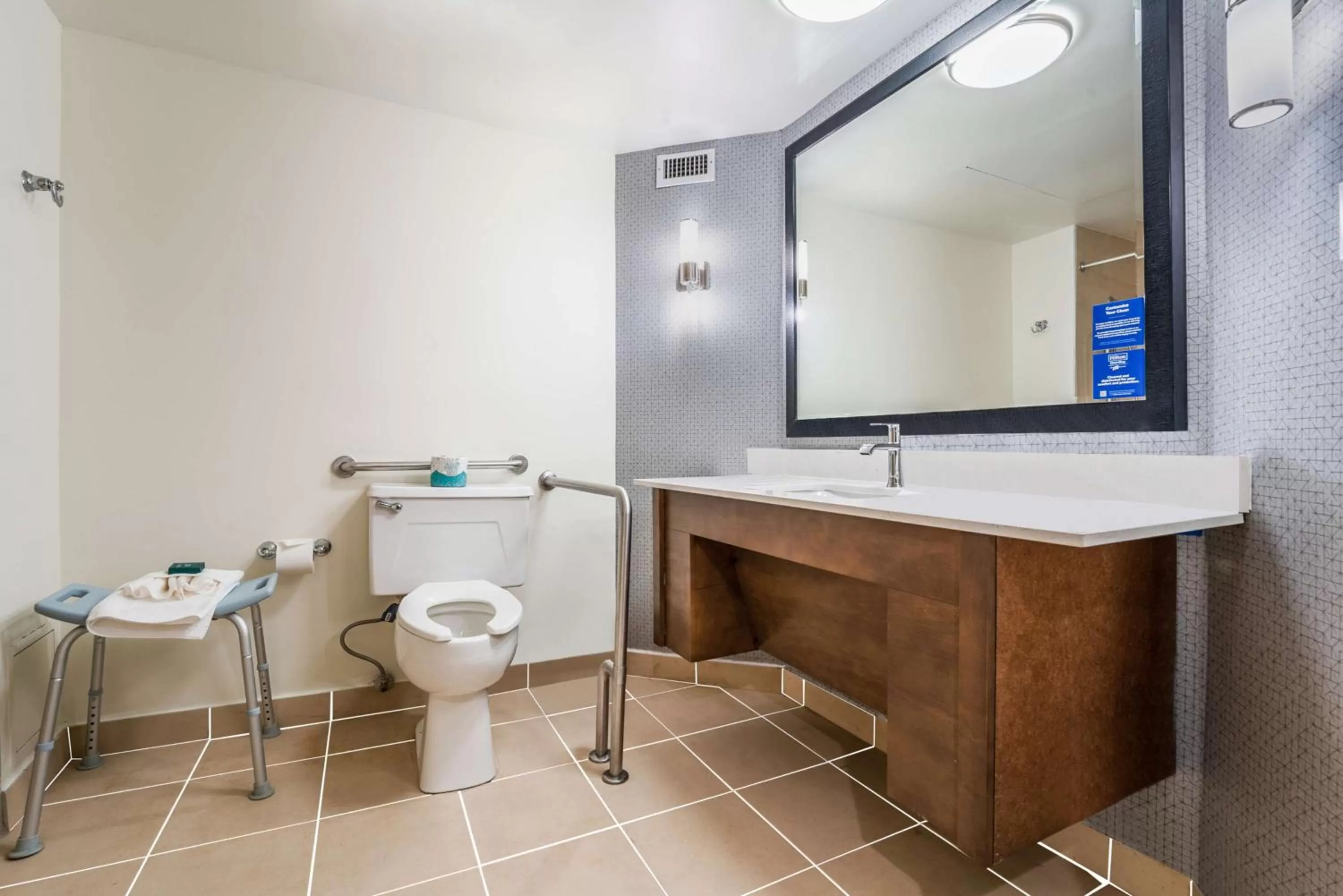 Bathroom in DoubleTree by Hilton South Charlotte Tyvola