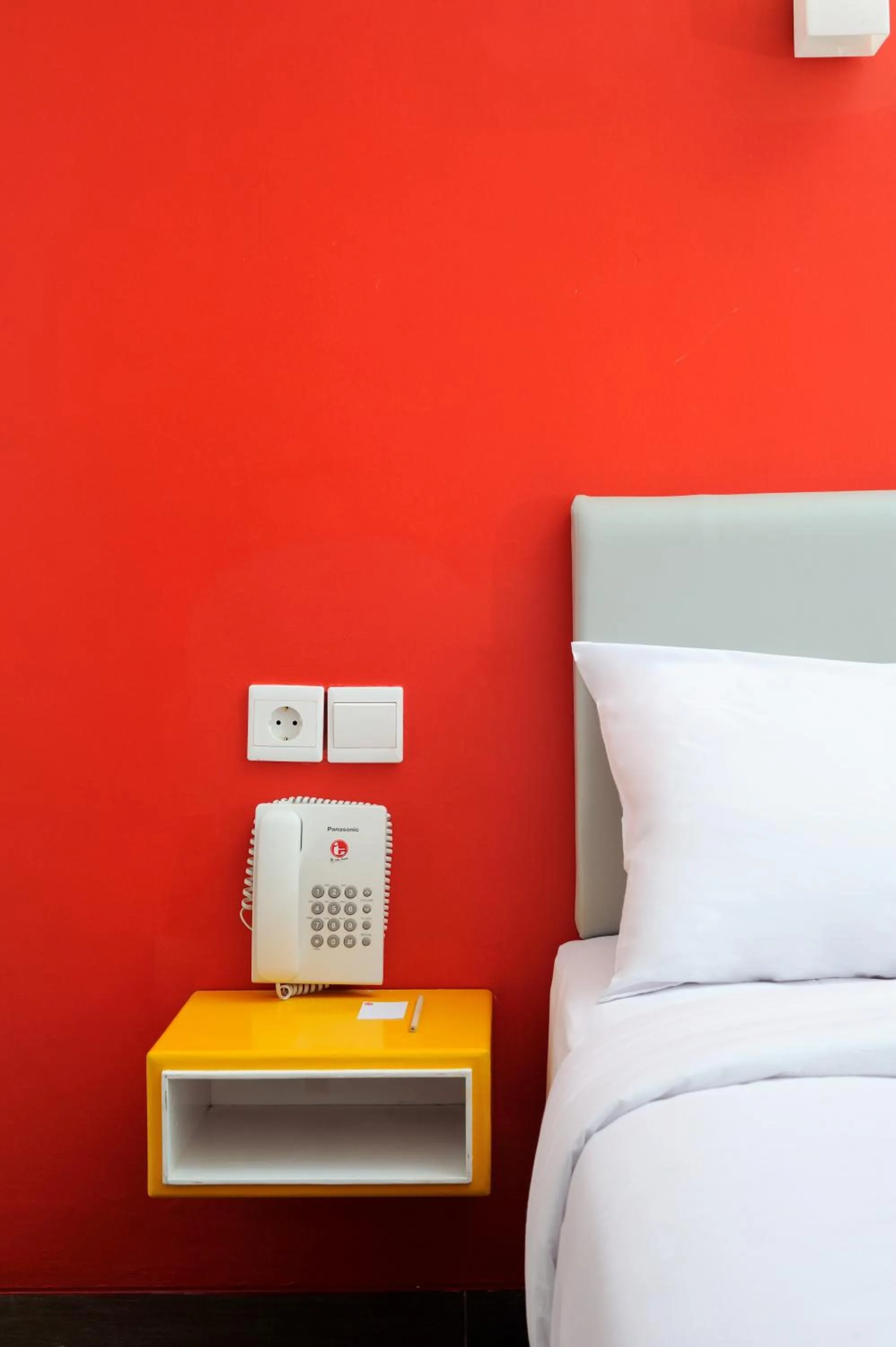 Bedroom, Bed in Amaris Hotel Mampang - Jakarta