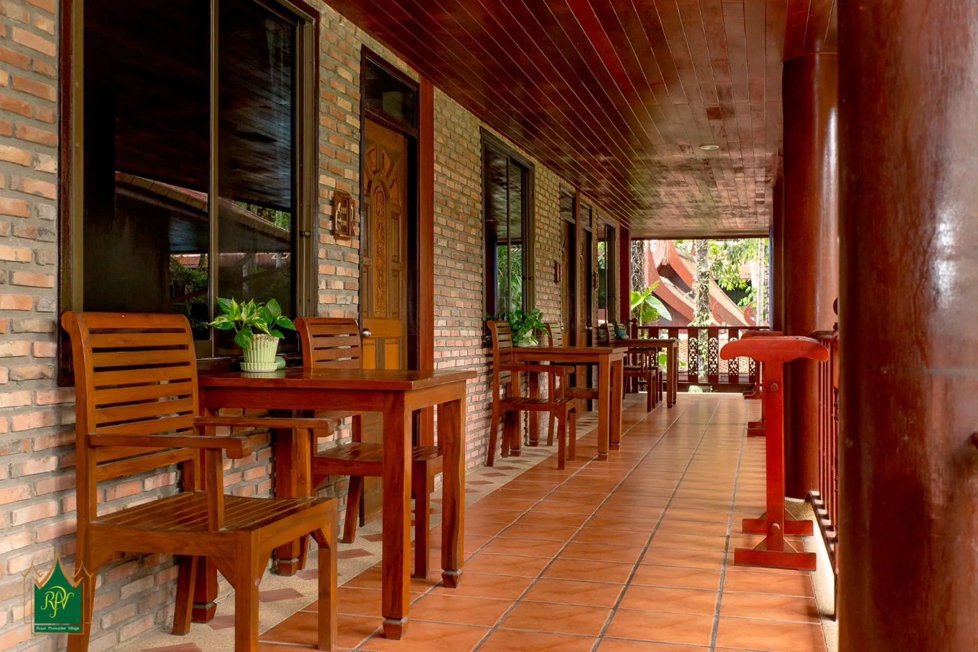 Balcony/Terrace in Royal Phawadee Village Patong - 2 Minutes walk to the beach